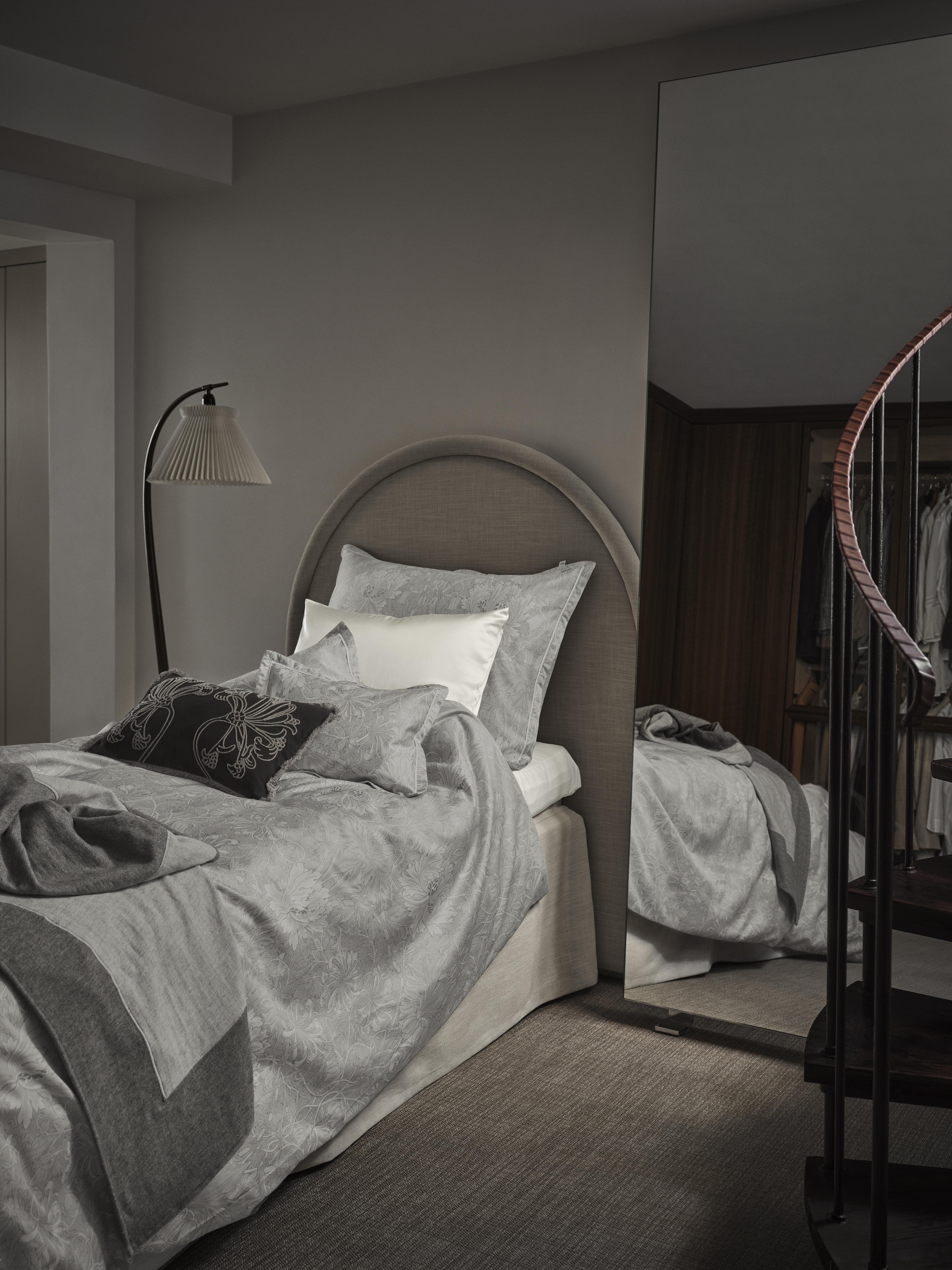 Mille Notti Honeysuckle &amp; Tulip Påslakan Grå Dubbel