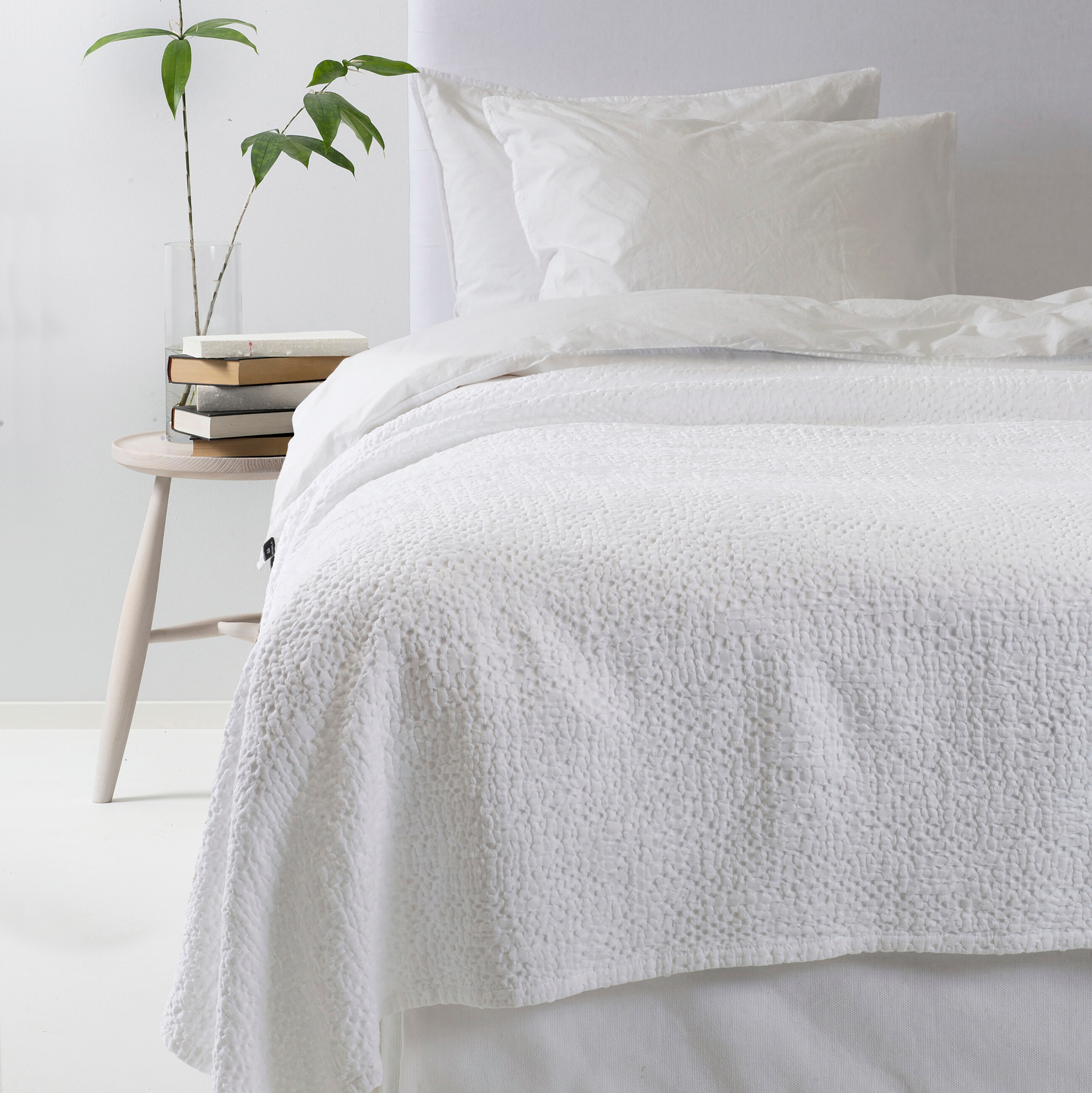 Himla Dani Bettüberwurf Weiß 260x260