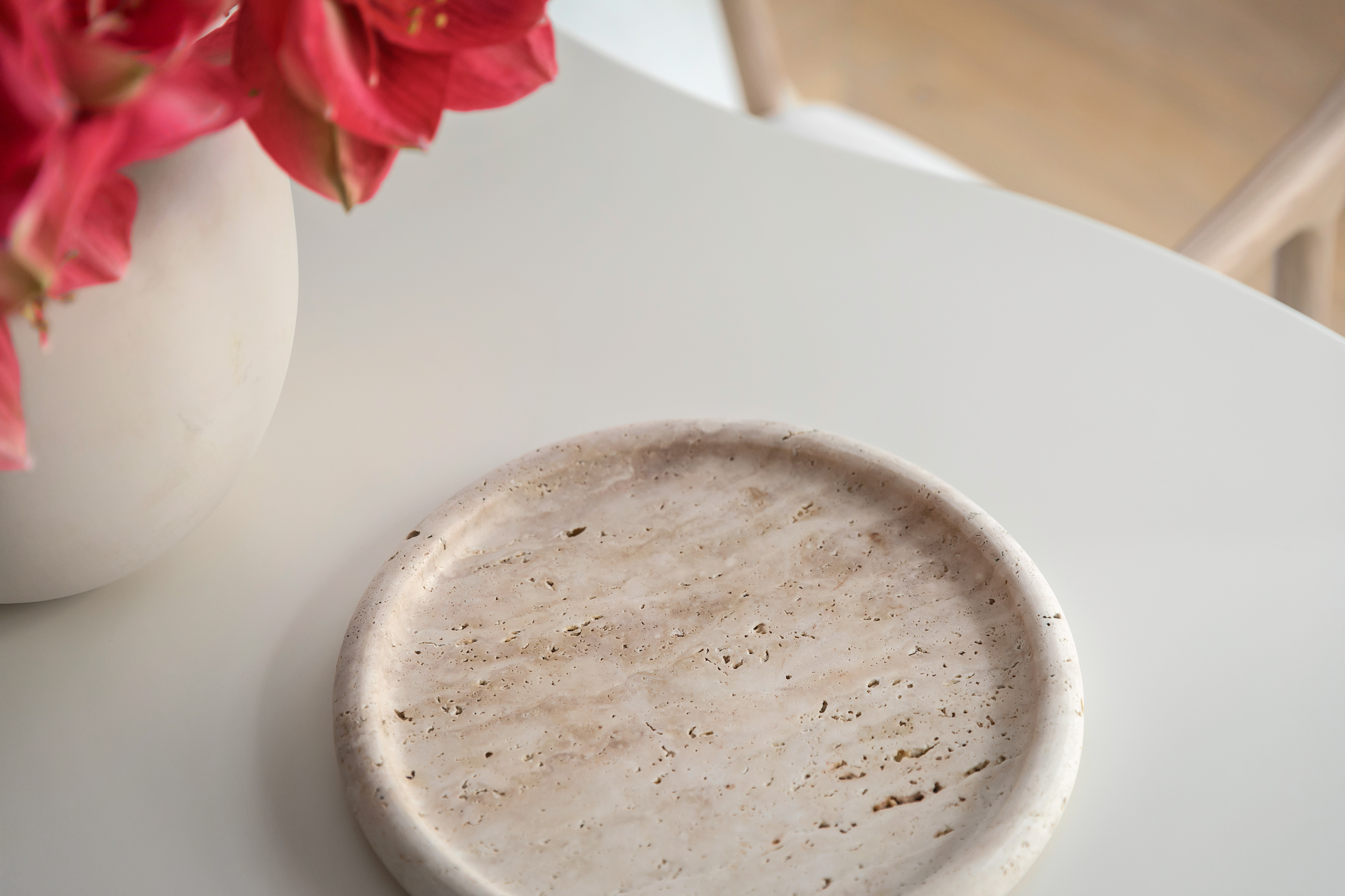 Sleepo Collection Nicola Bricka Travertin Ø30