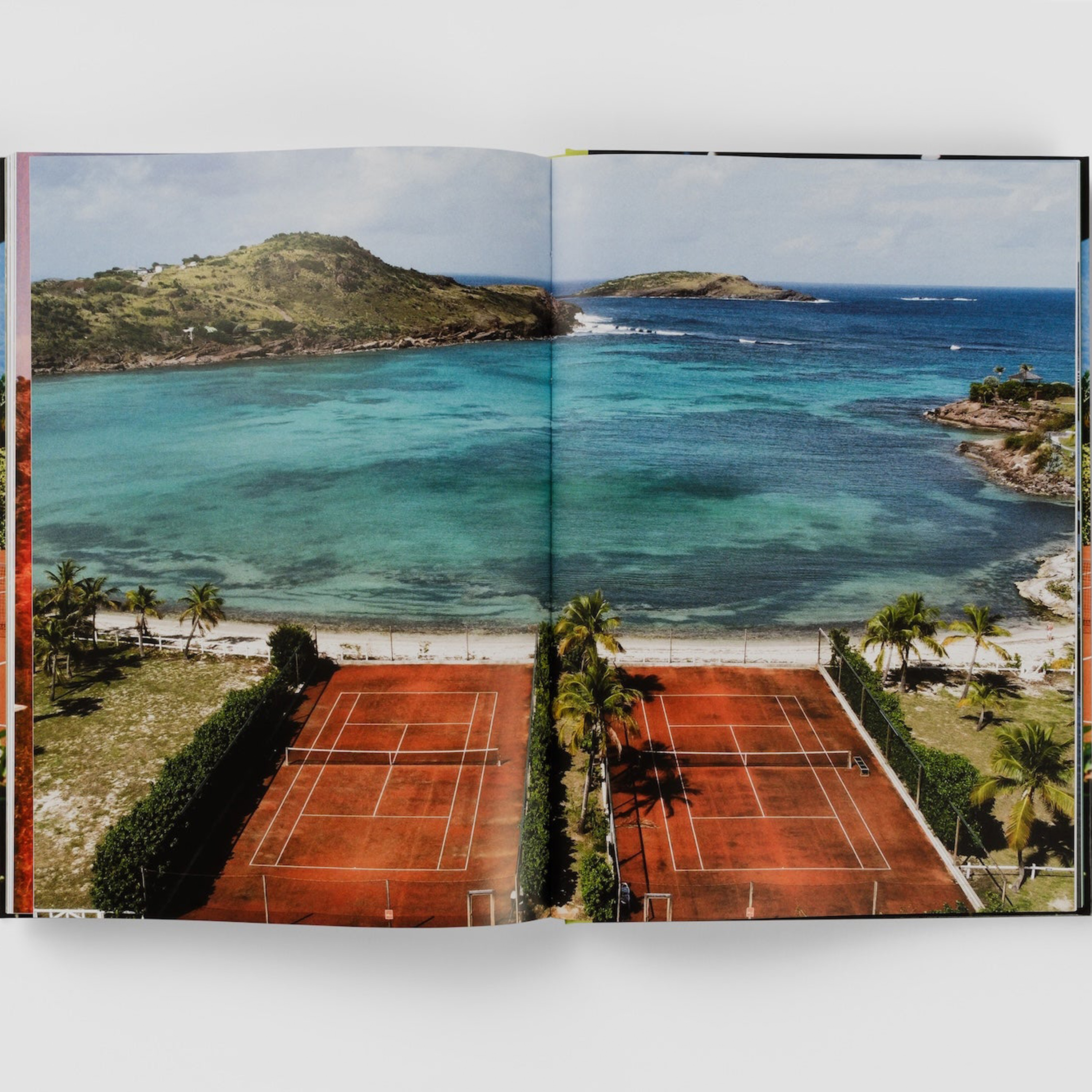 New Mags Paradise Courts Bok