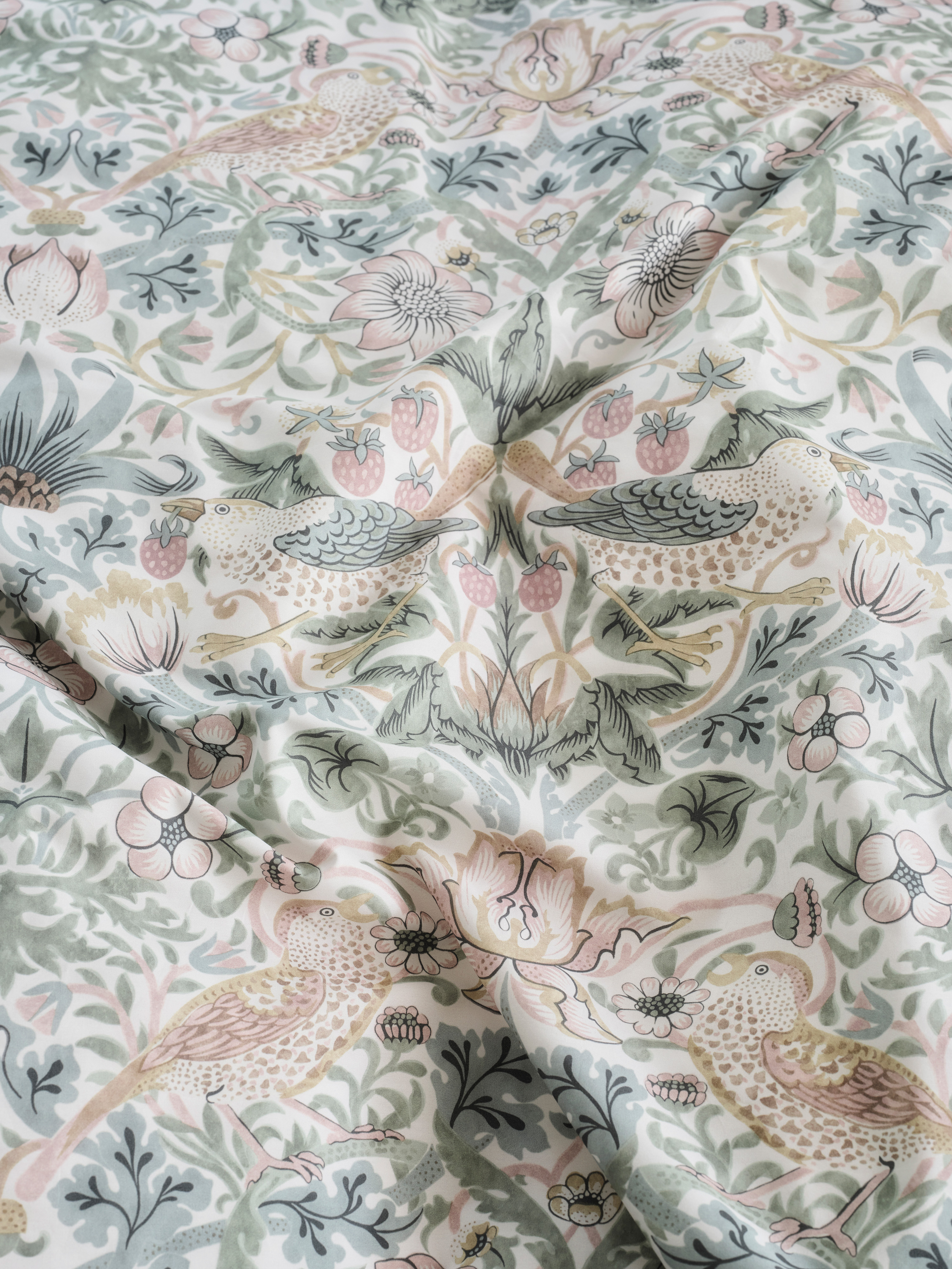 Mille Notti Strawberry Thief Tyynyliina Green/Pink 50x60