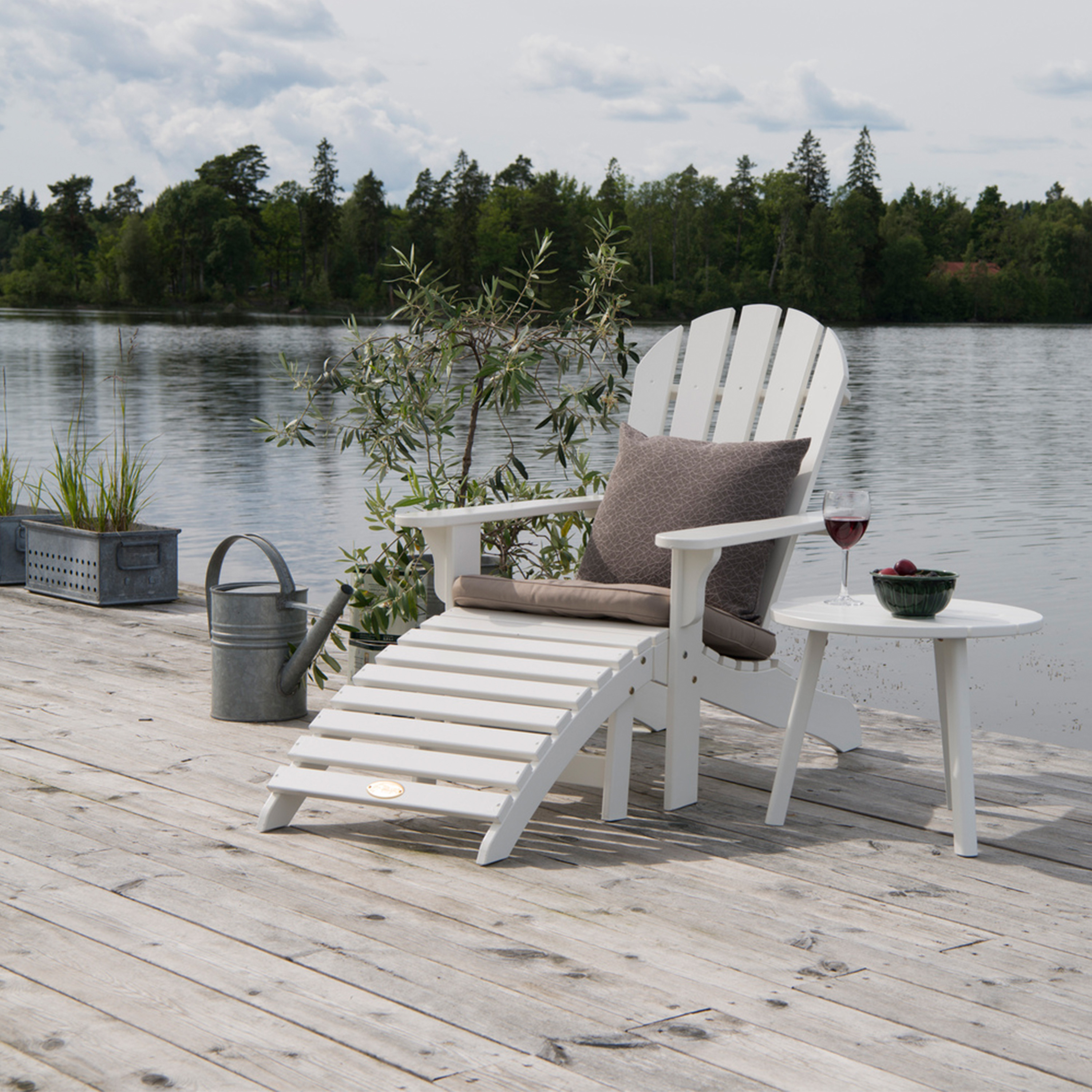 Hillerstorp Tennessee Däckstol Vit