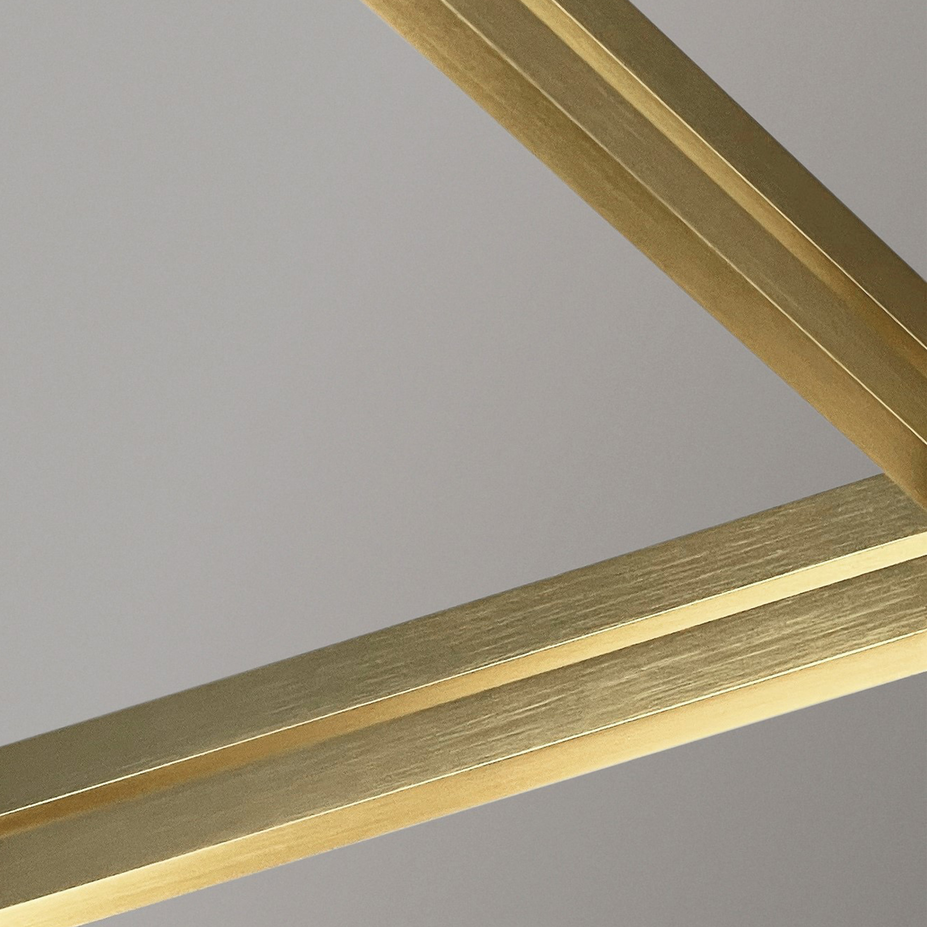 LYFA Memoir V Kattovalaisin Messinki 12cm