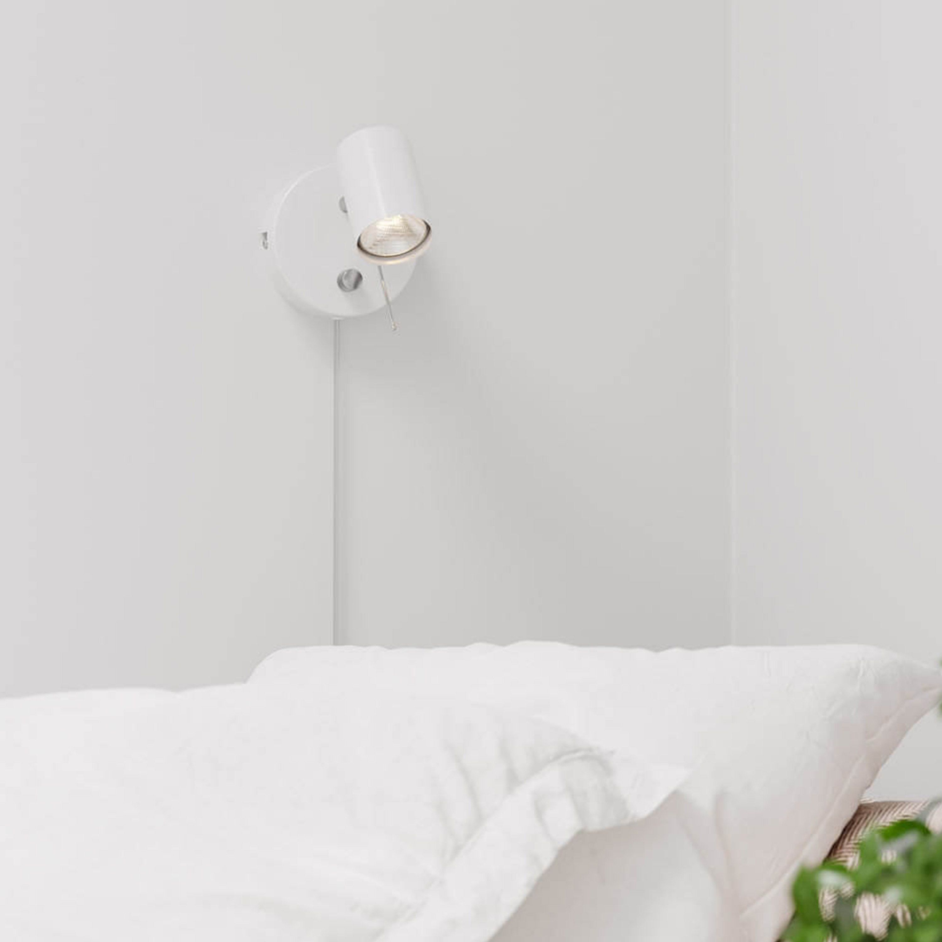 By Rydéns Correct Vägglampa Matt Vit 13cm