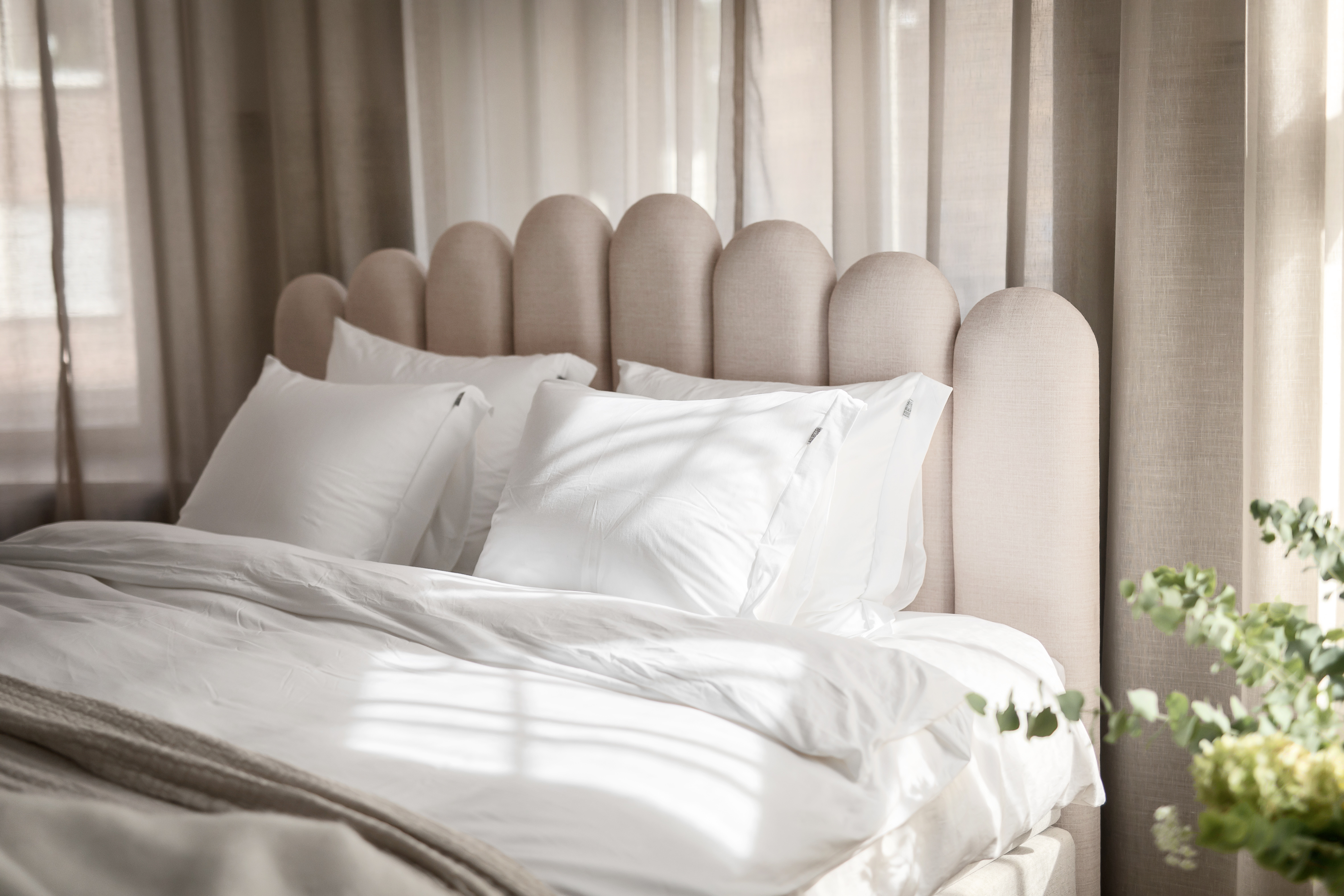 Sleepo Collection Art Sängynpääty Luonnonvärinen 180cm