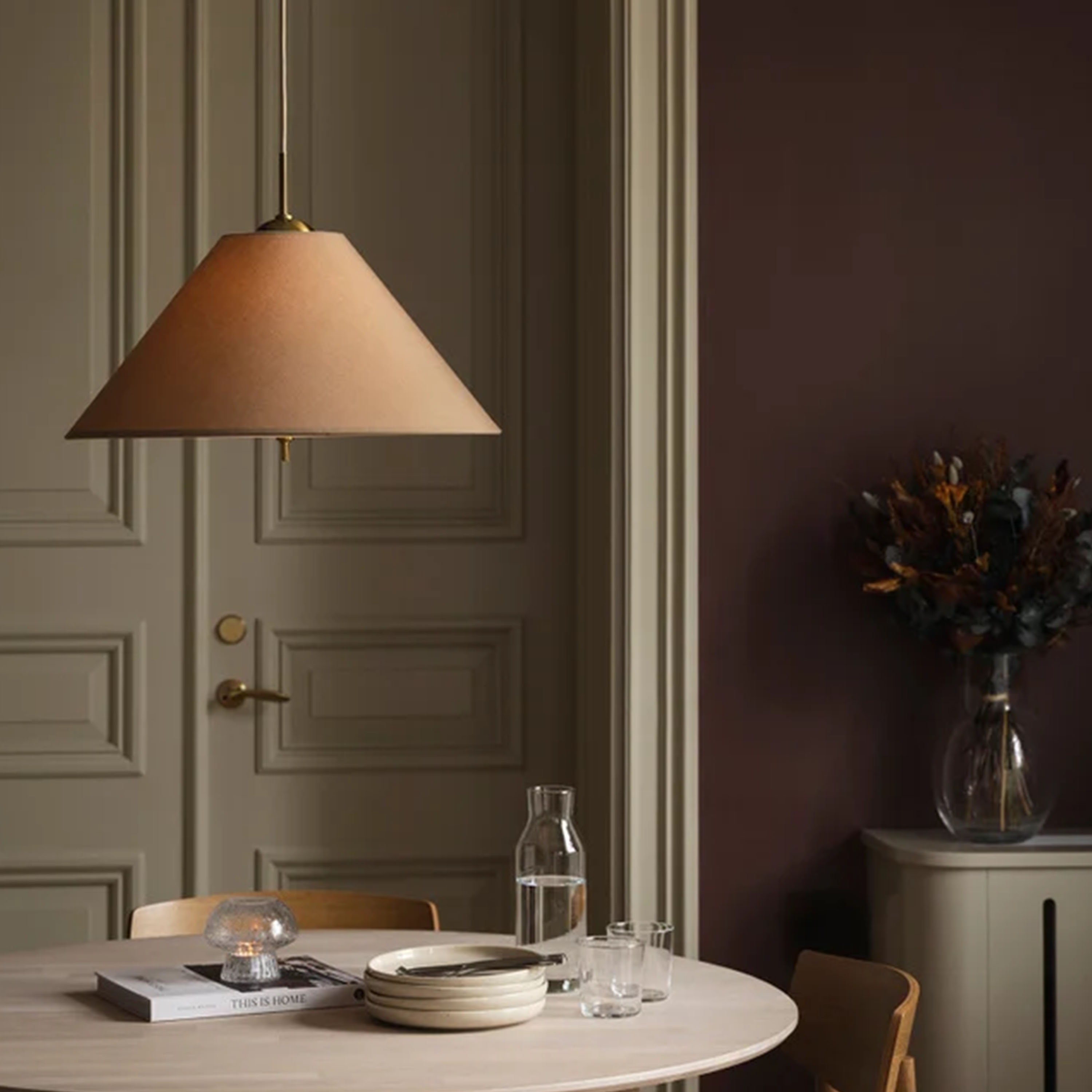 Globen Lighting Iris Taklampe Mocha Ø50
