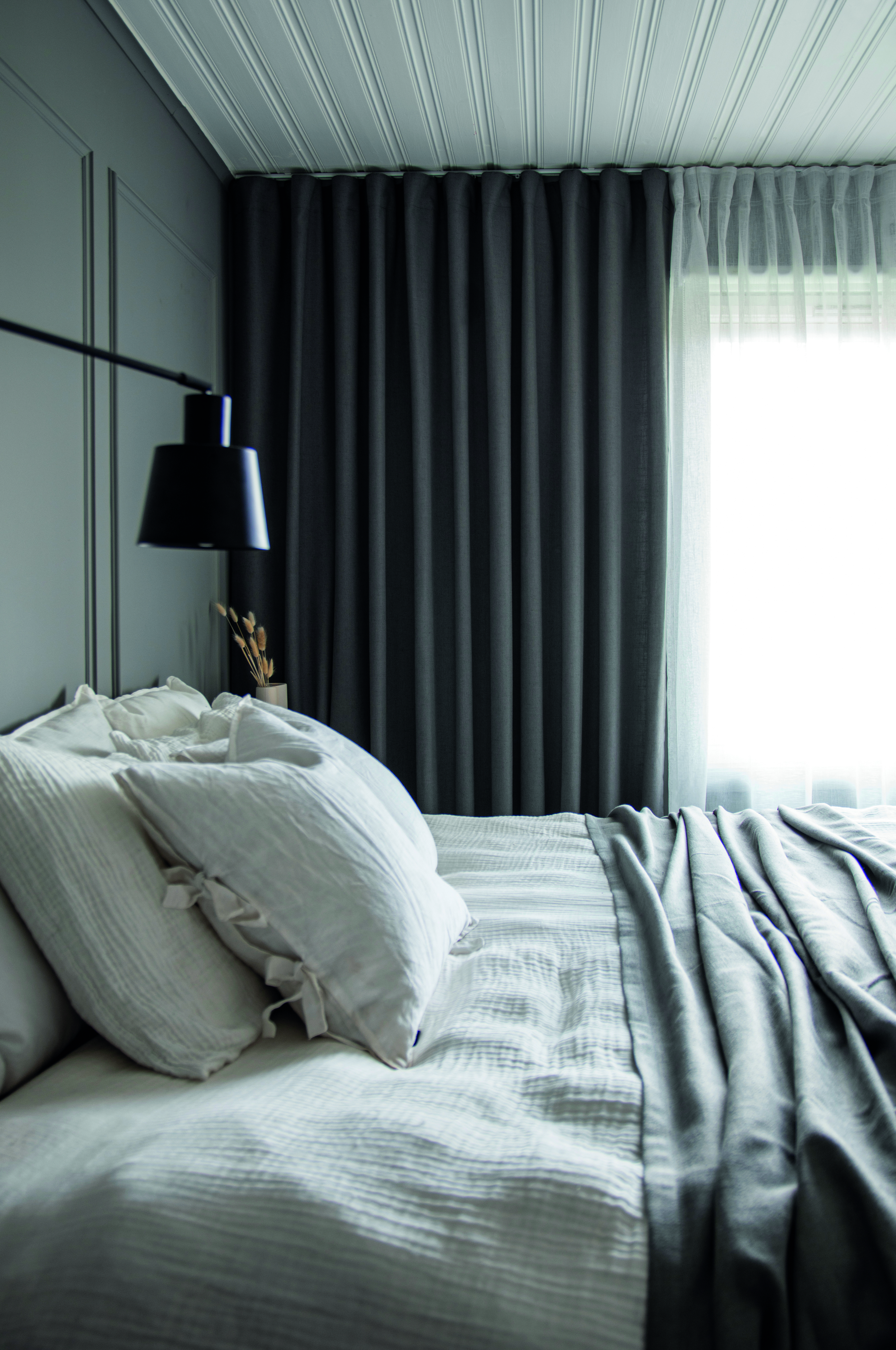 Hasta Home Lina Gardinlängd Mörkgrå 250cm