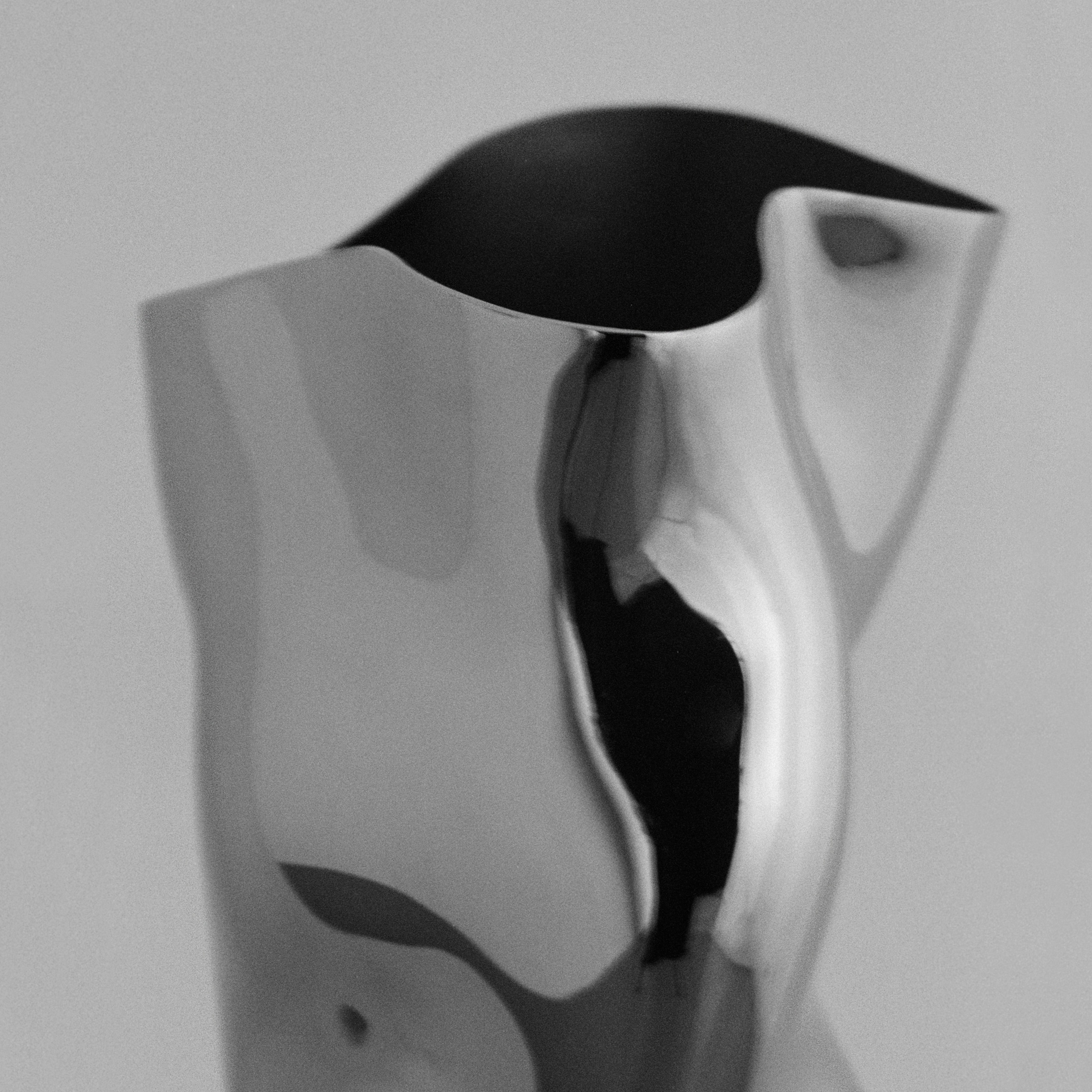 Hein Studio Ostrea 25 Maljakko Titaani 25cm