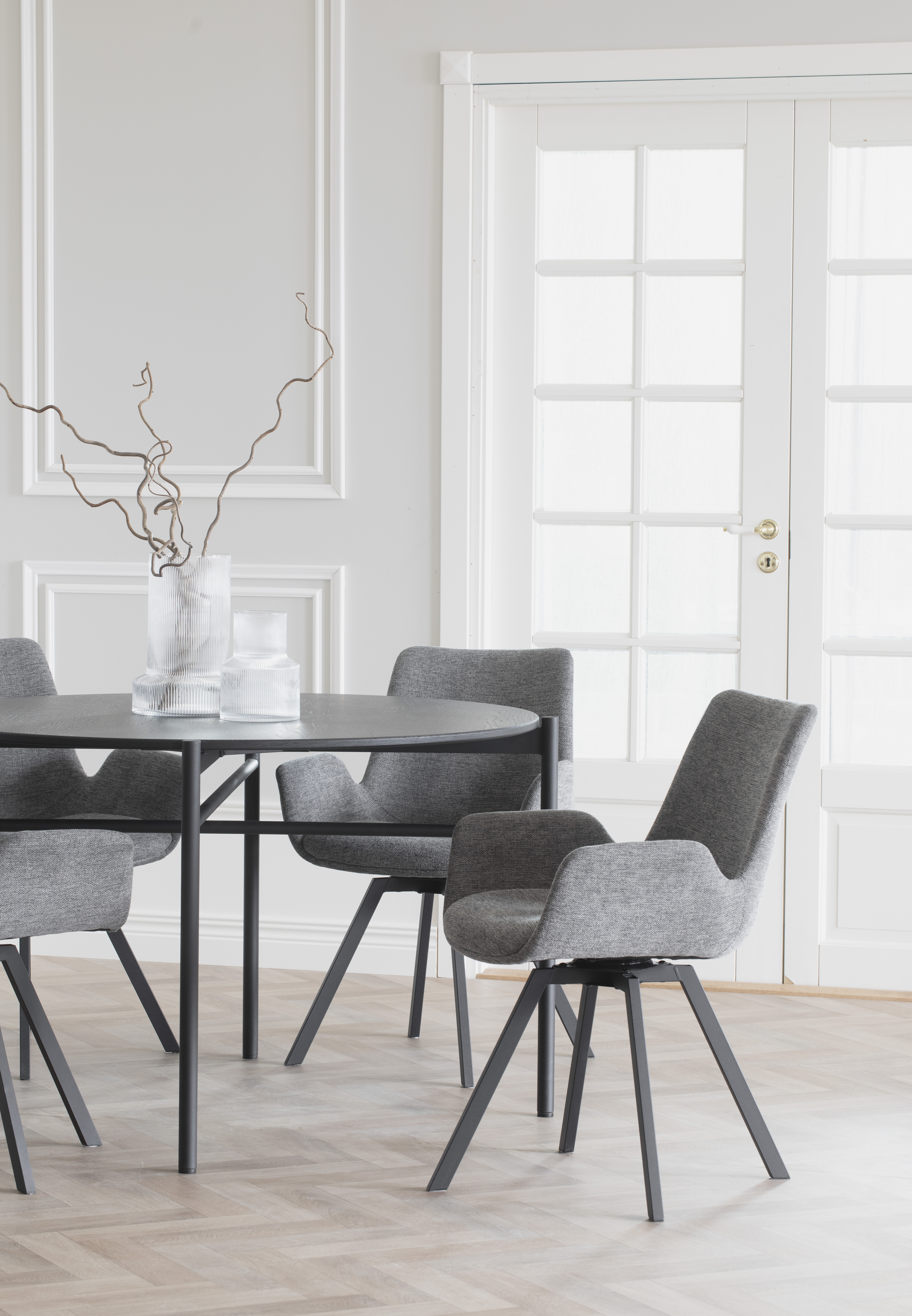 Rowico Home Norwell Karmstol Grå/Svart