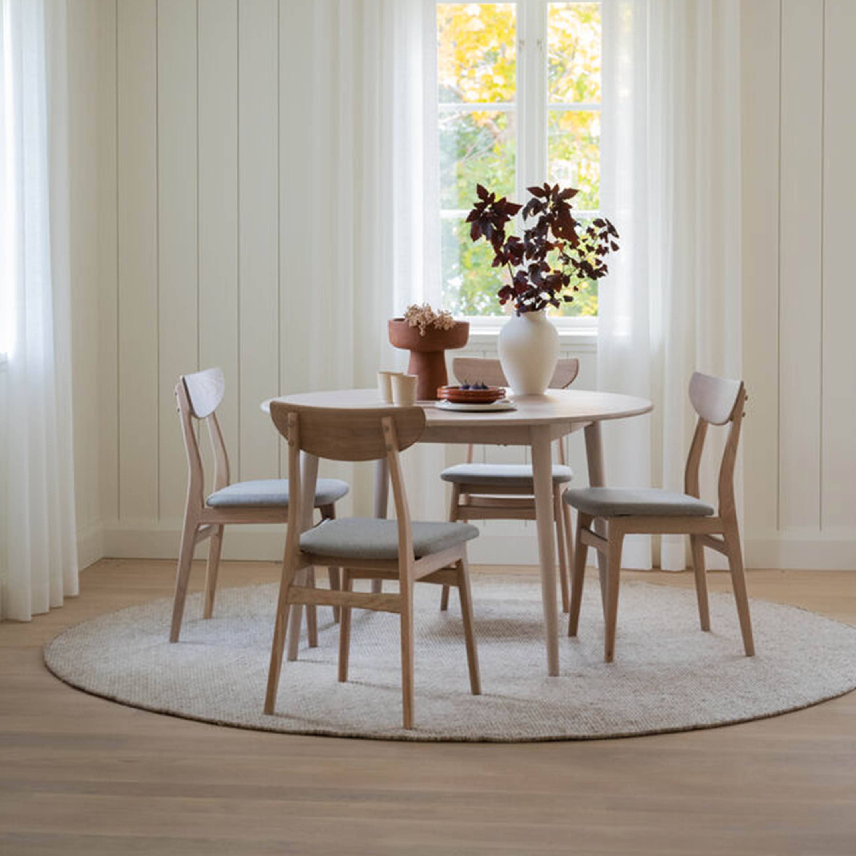 Rowico Home Rodham Matstol Vitpigment Ek/Gråbeige