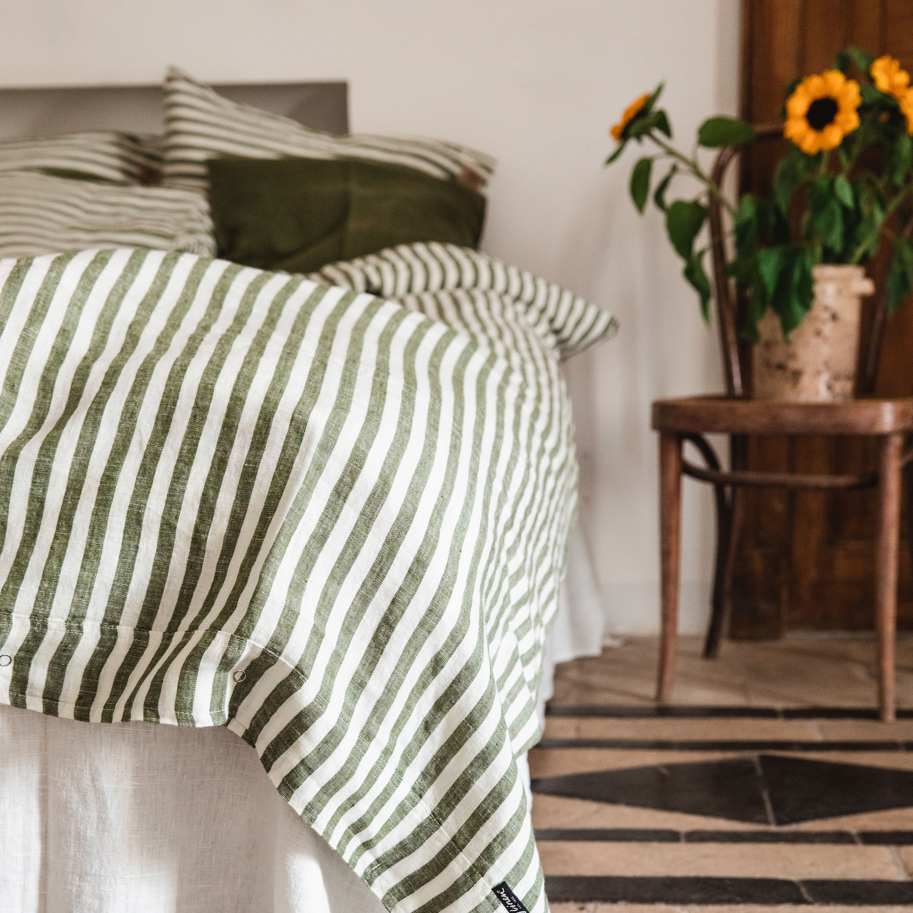 Lovely Linen Misty Dynetrekk Lin Edge Jeep Green 150x210