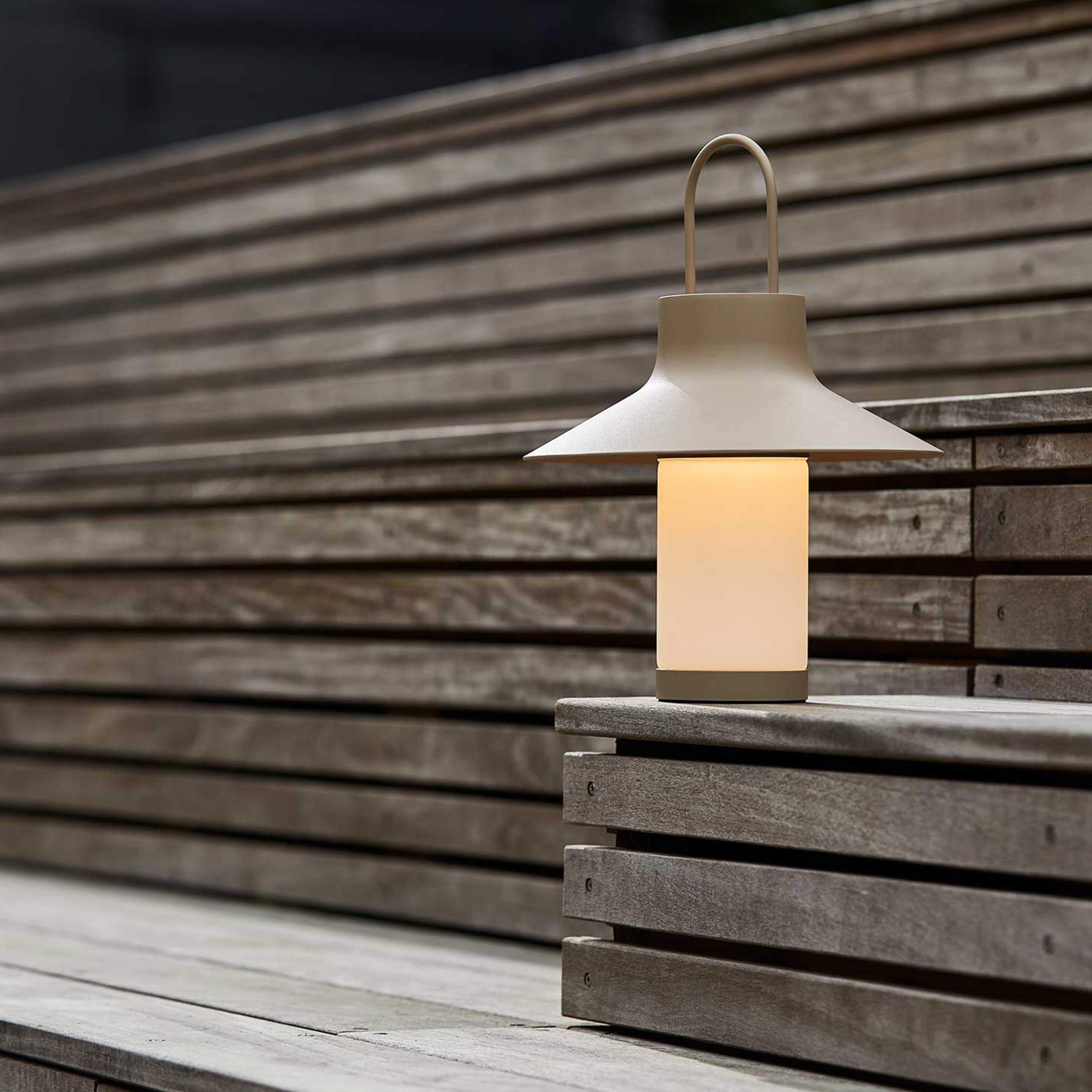 LOOM Design Shadow Ladattava Pöytävalaisin Grey/Beige Ø25