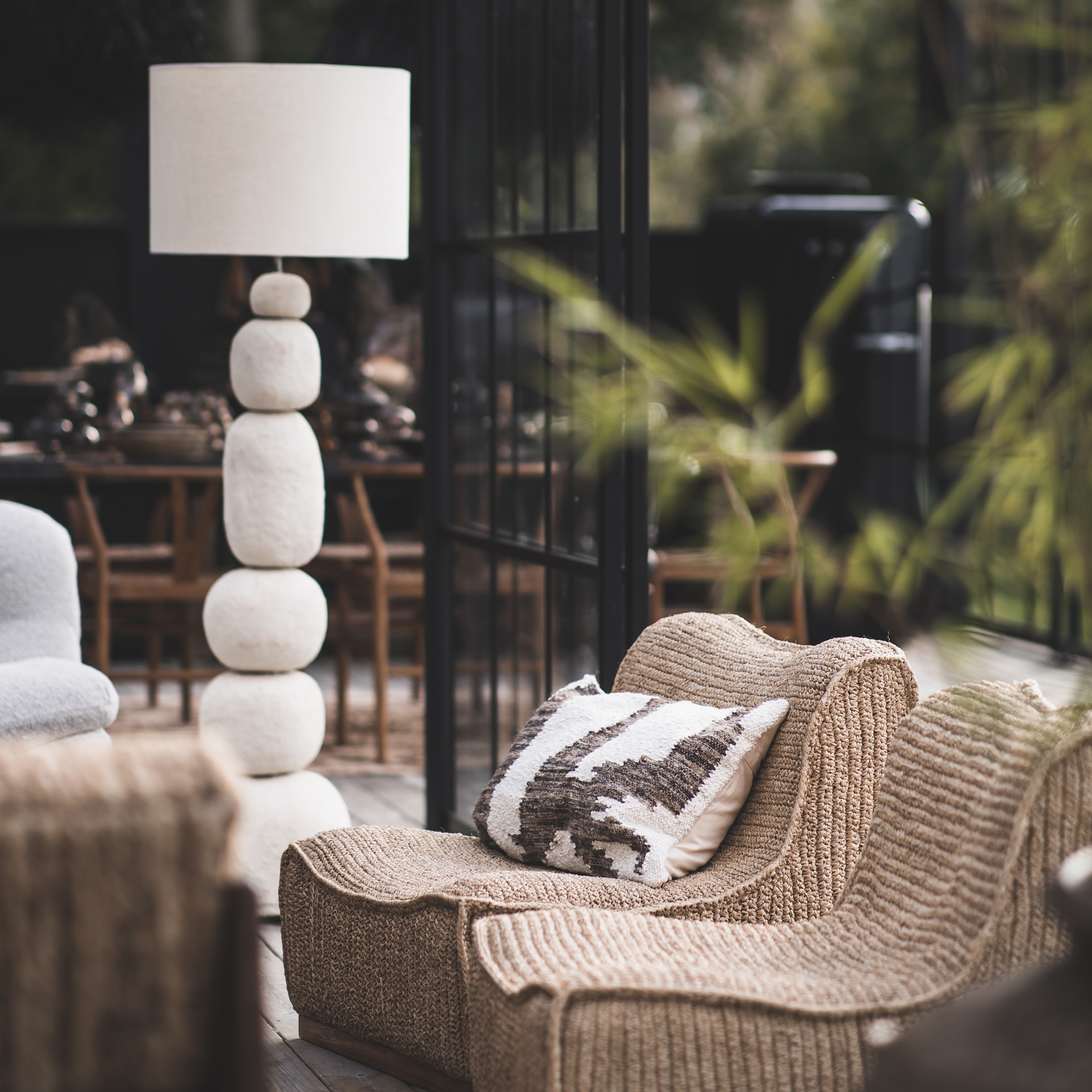 Jakobsdals Liora Stehlampe Offwhite 123 cm