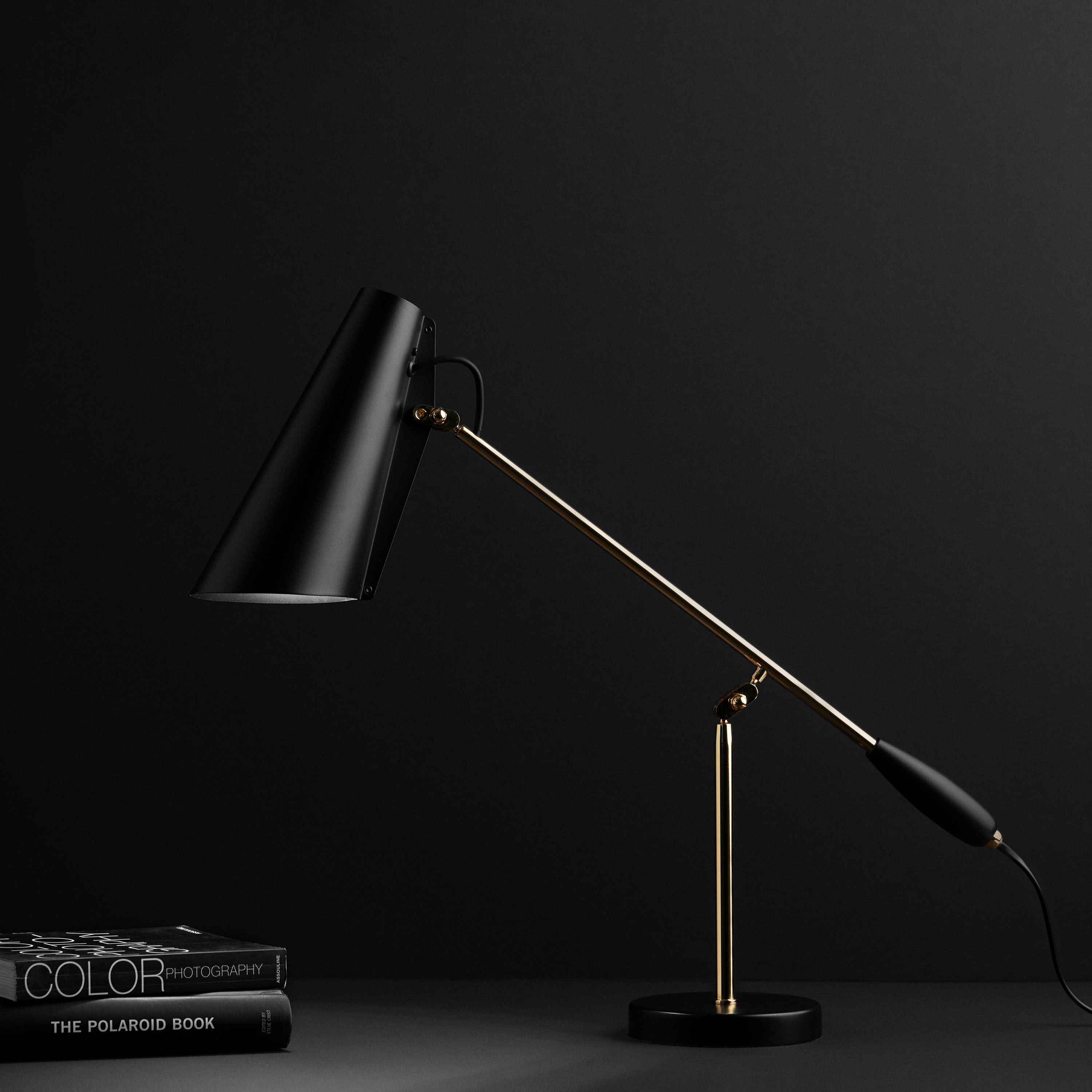 Northern Birdy Pöytälamppu Black/Brass