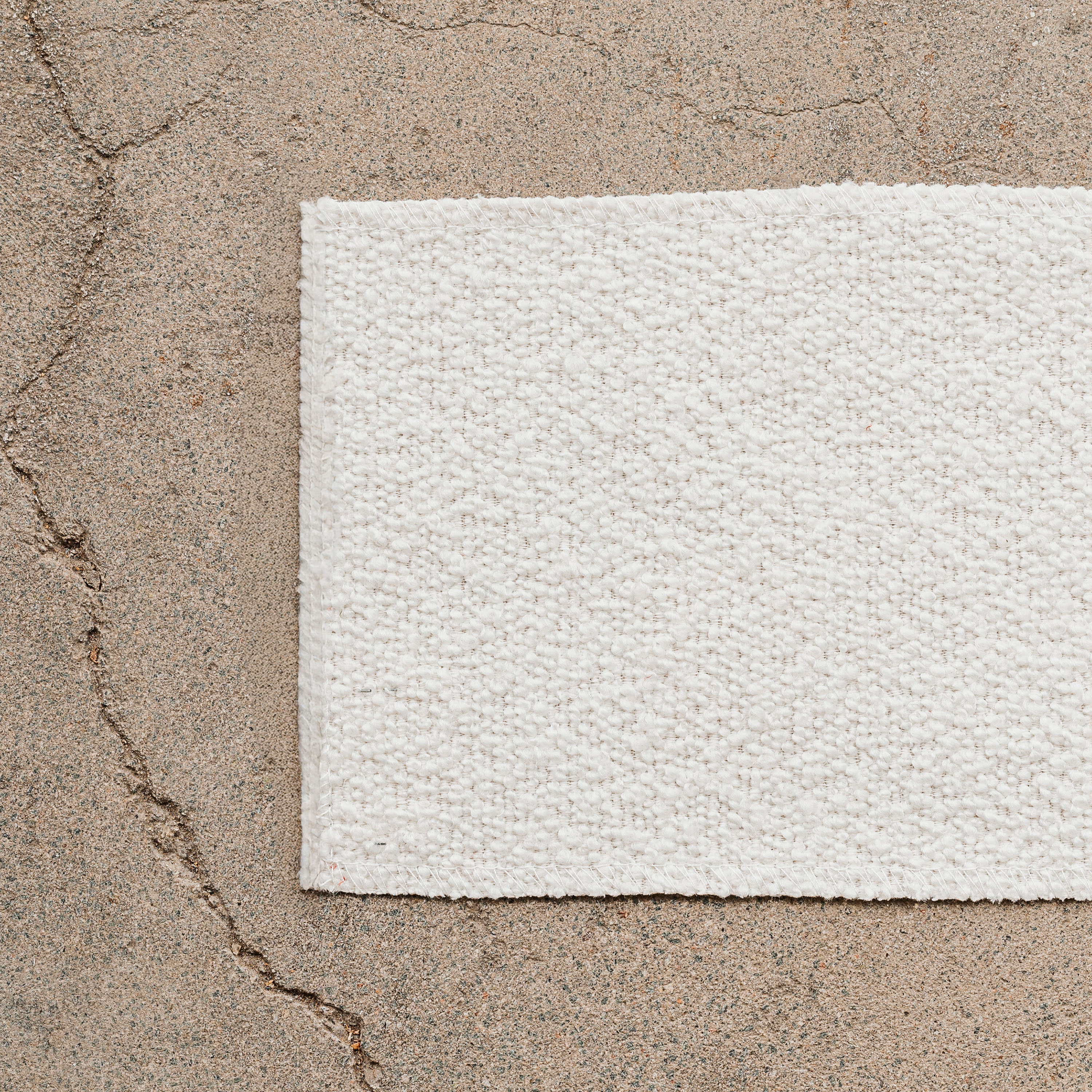 Tinted Klinge-sohva Bouclé Soft Offwhite 243cm