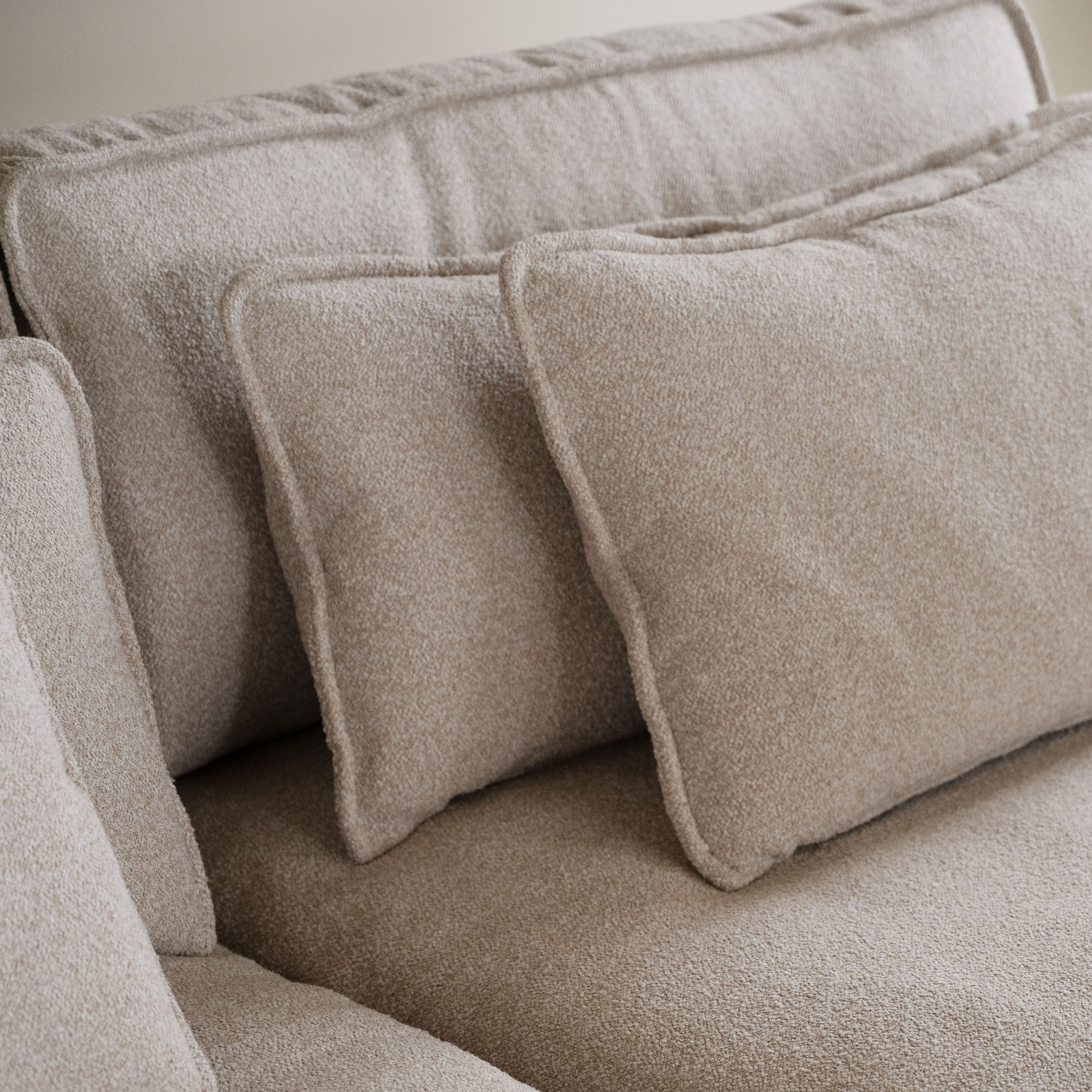 Rowico Home Rawlins 3-Sitzer Sofa Maxi Hellbeige