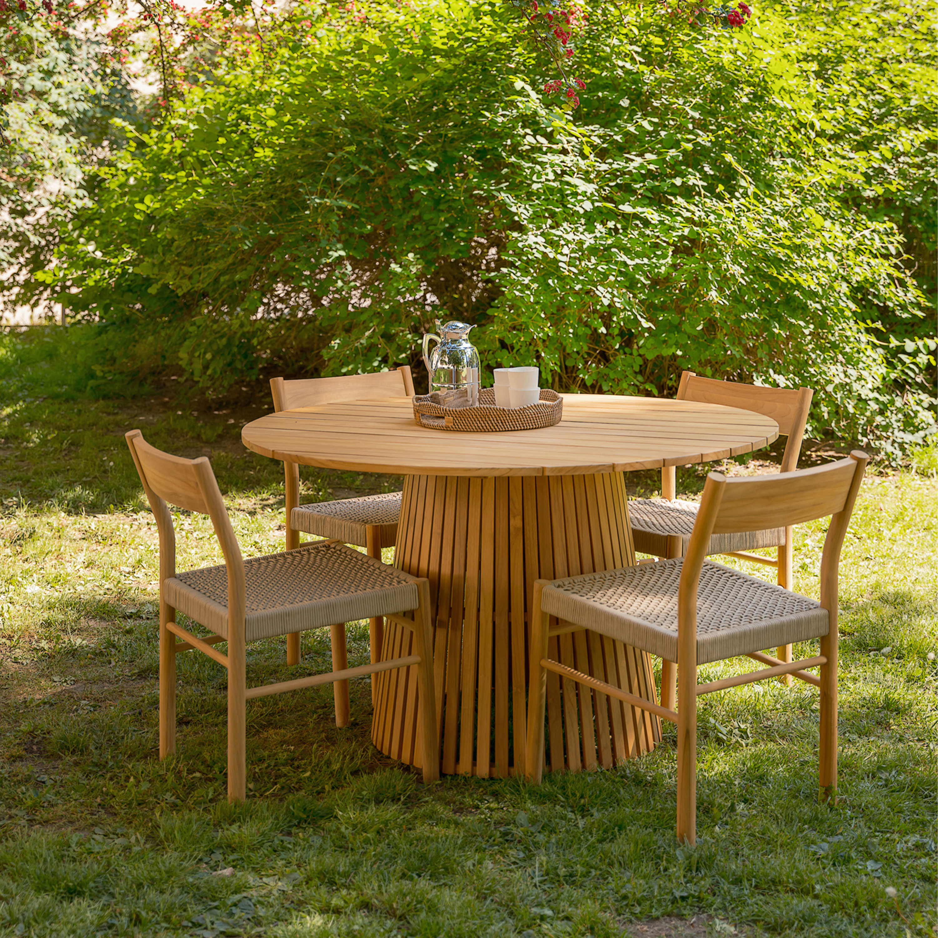 Sleepo Collection Soleil Outdoor Matbord Teak Ø130