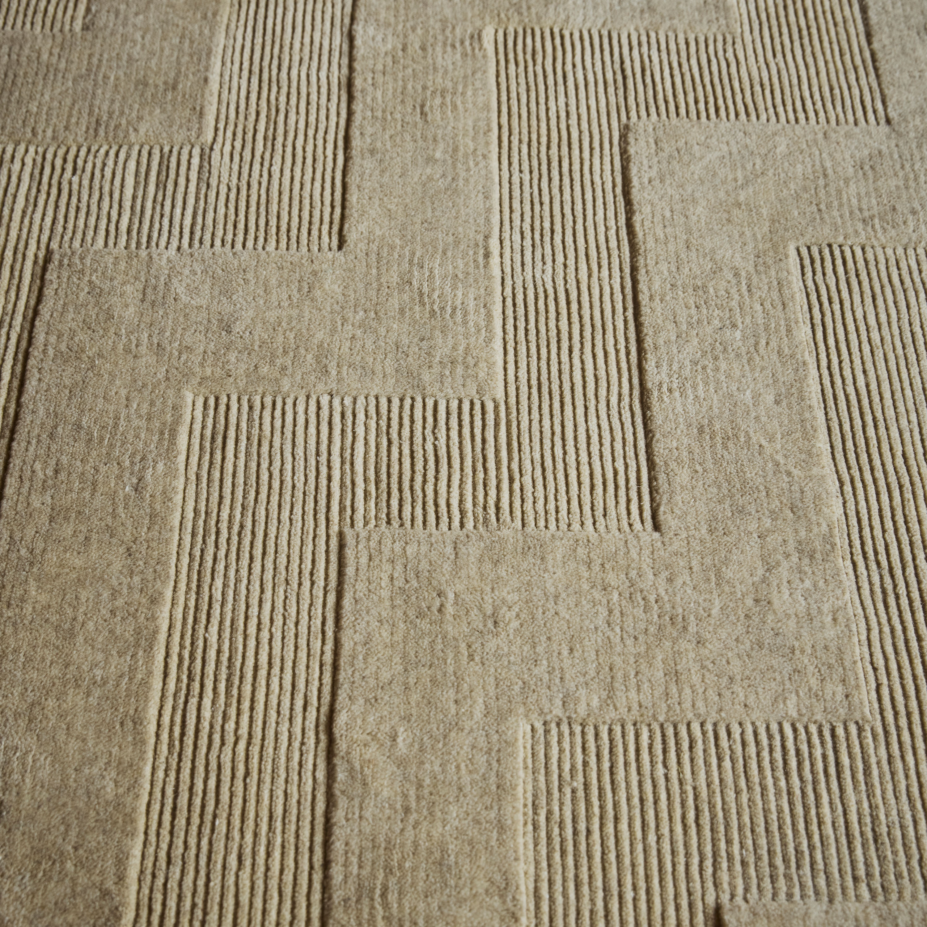 Tinted Valmont Ullmatta Beige Melange 200x300