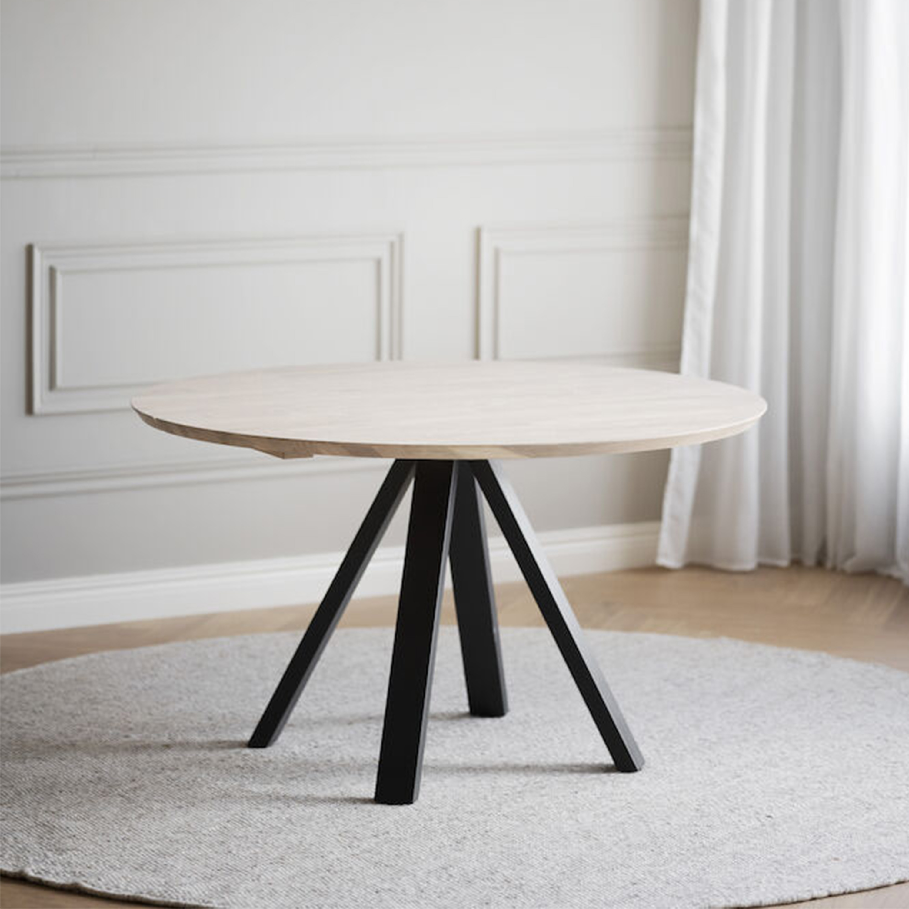 Rowico Home Carradale Matbord Vitpigmenterad/Svart Ø130