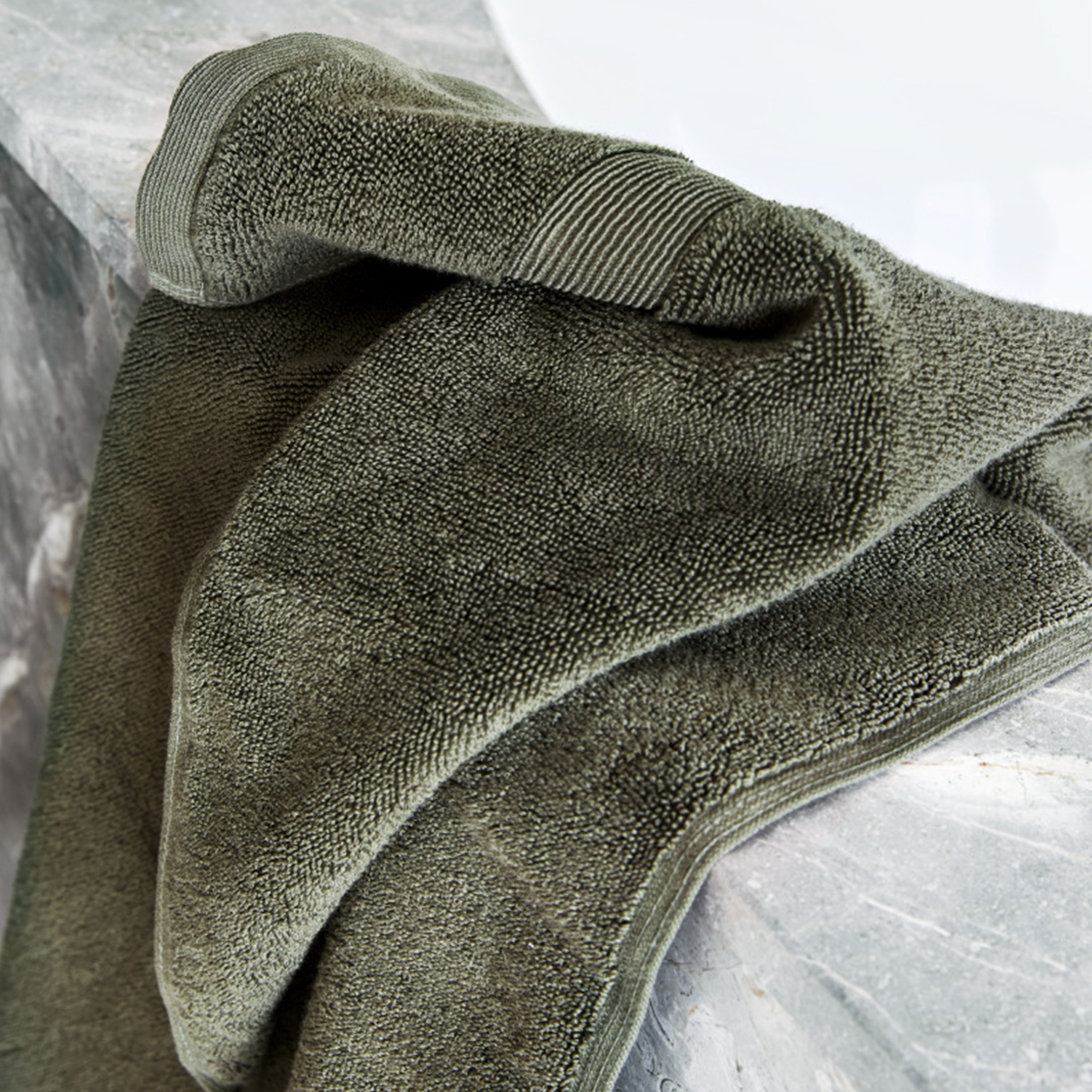 Høie Spa Handduk Olivgrön 100x150