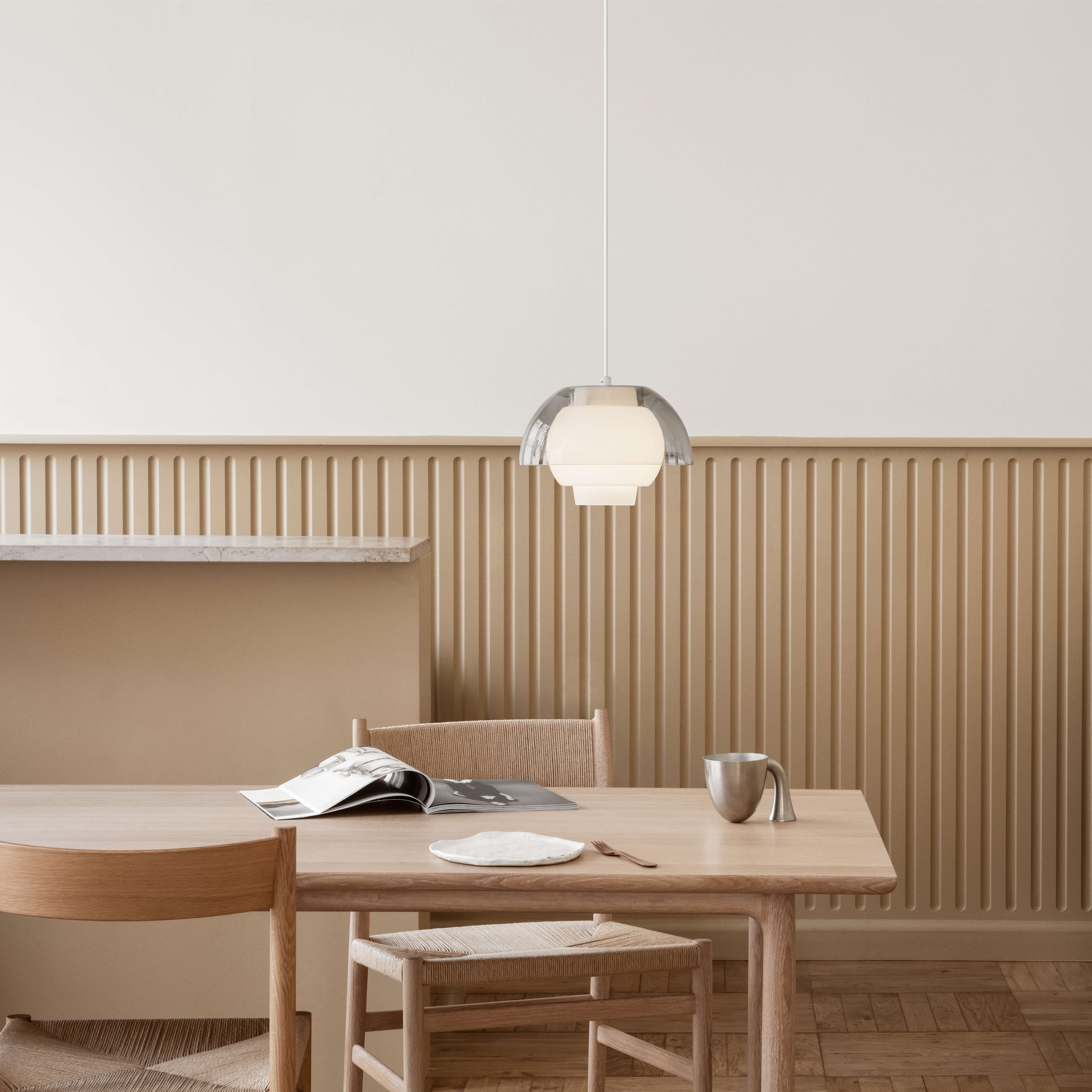 LYFA Ergo Kattovalaisin Harmaa 25cm