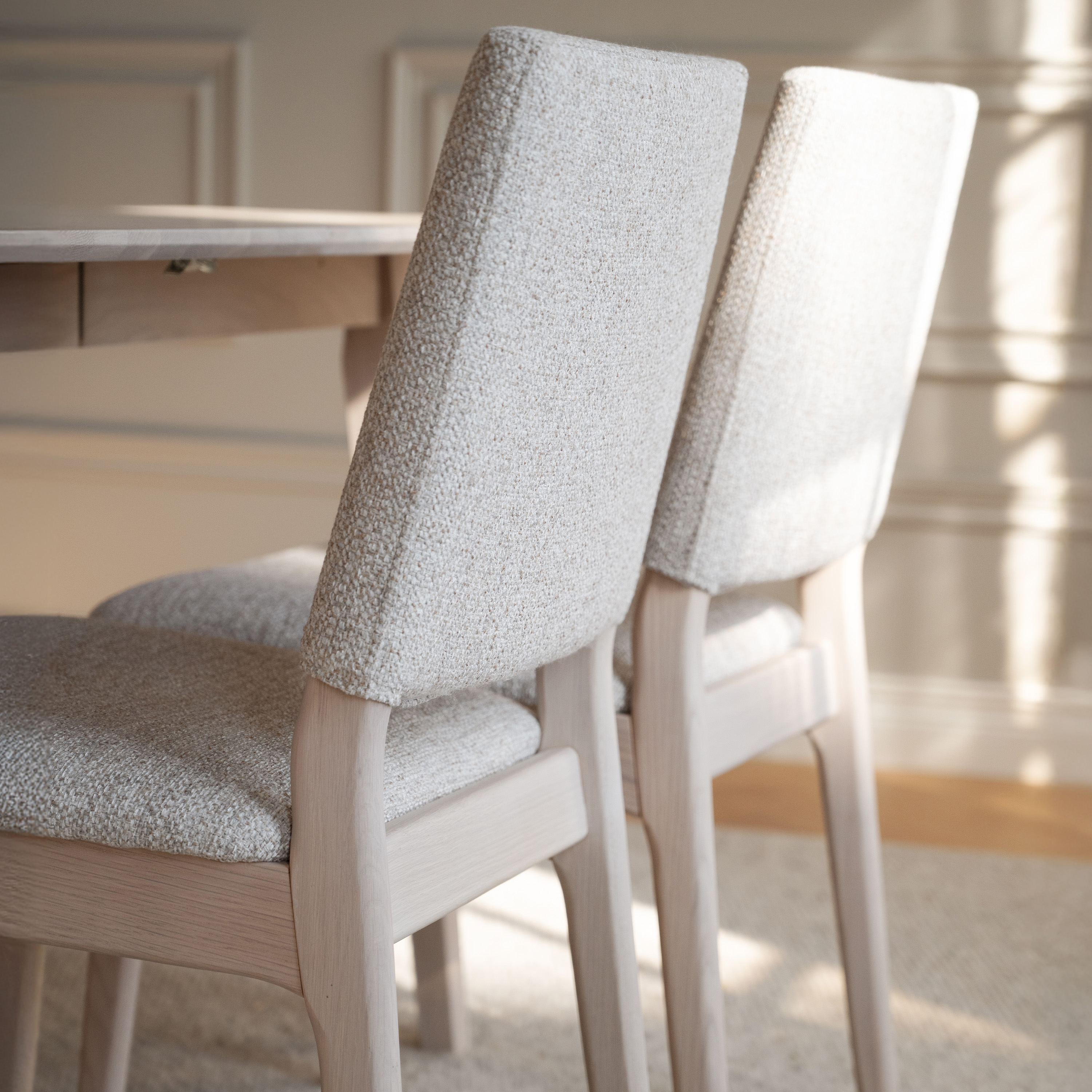 Rowico Home Medford Matsstol Vitpigmenterad Ek/Ljusbeige