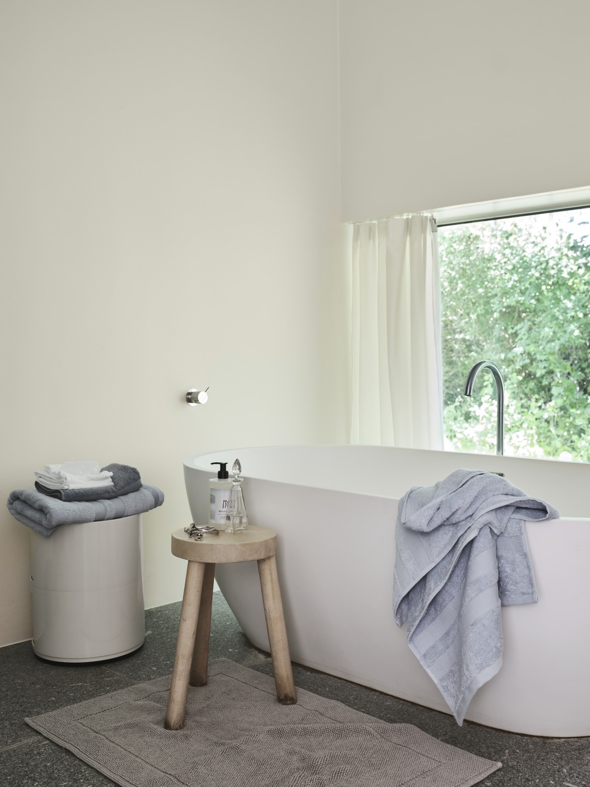 Mille Notti Fontana Käsipyyhe EKO Jäänsininen 50 x 70