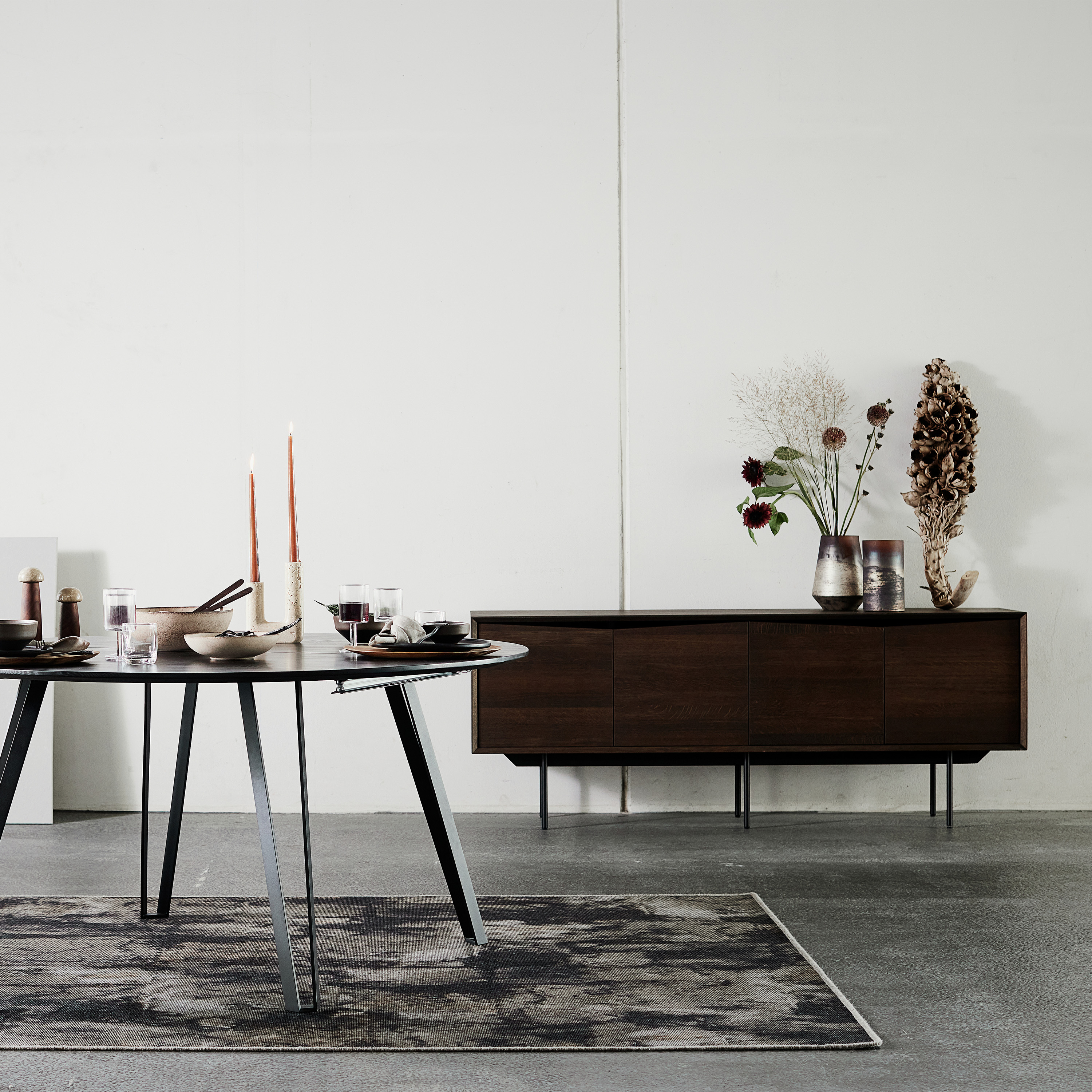 Muubs Wing 4 dörrar Sideboard Smoked Oak 185x72