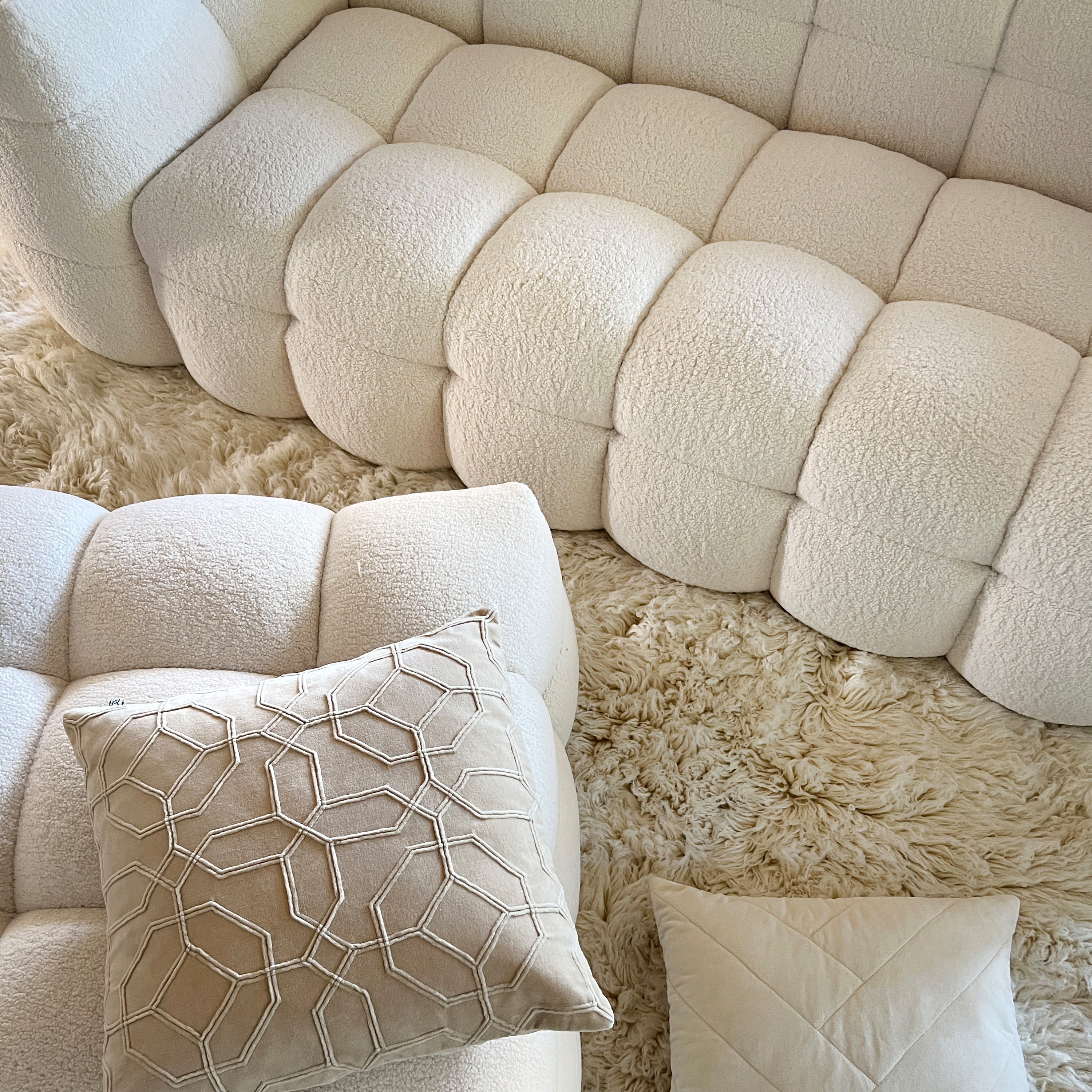 Sleepo Collection Billie 2-sits Soffa Creme Teddy