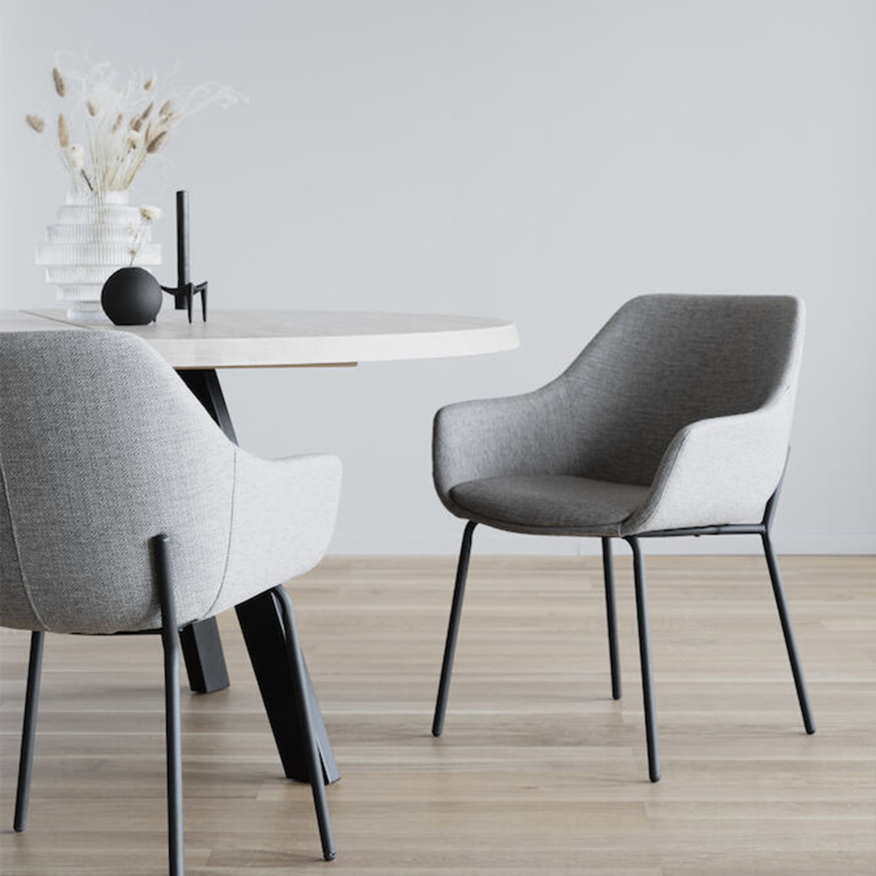 Rowico Home Fred Esstisch Weiß pigmentiert Ø160