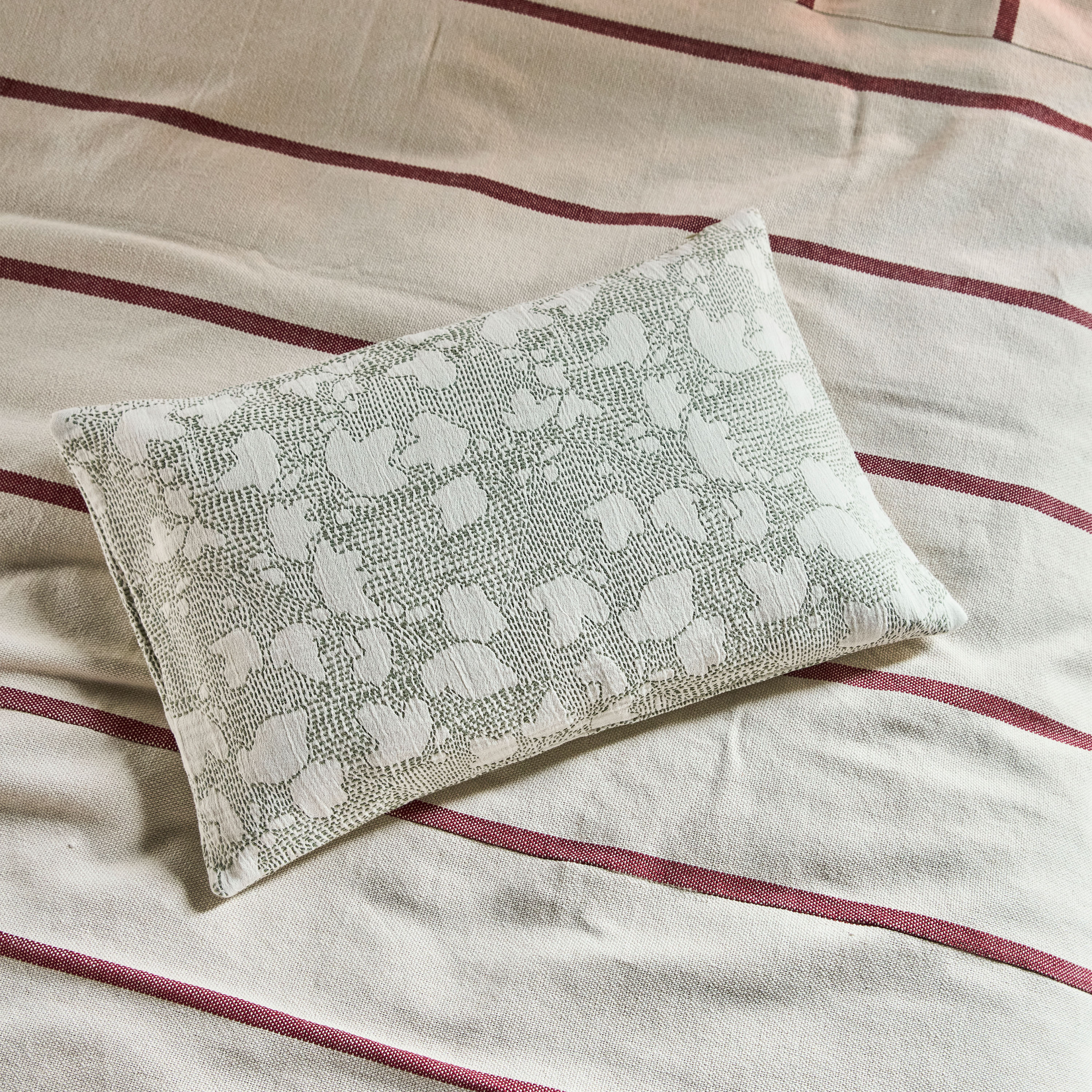 House Doctor Mori Tyynynpäällinen Off‑White/Khaki 40x60