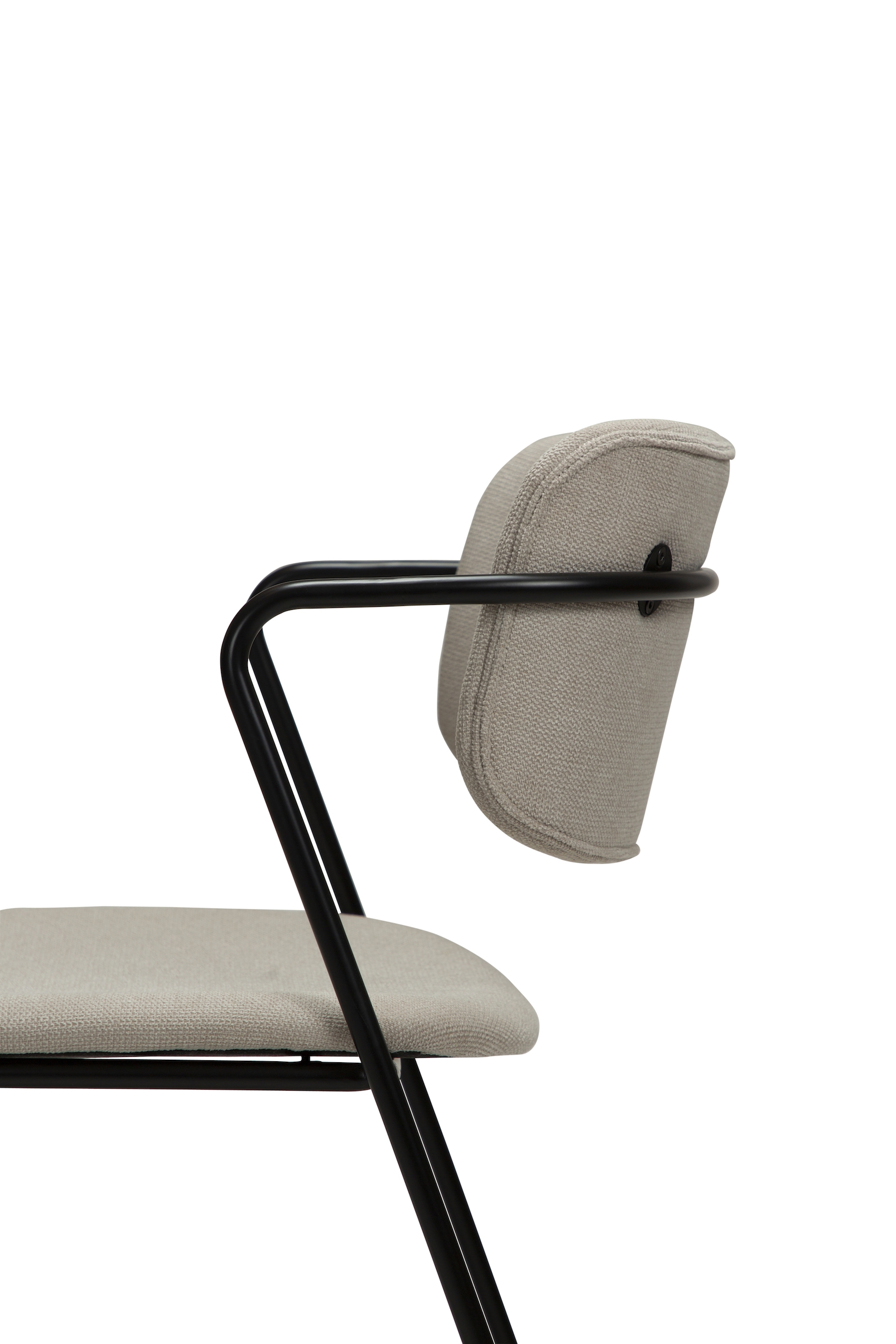 Dan Form Zed Esszimmerstuhl in Wüstensand