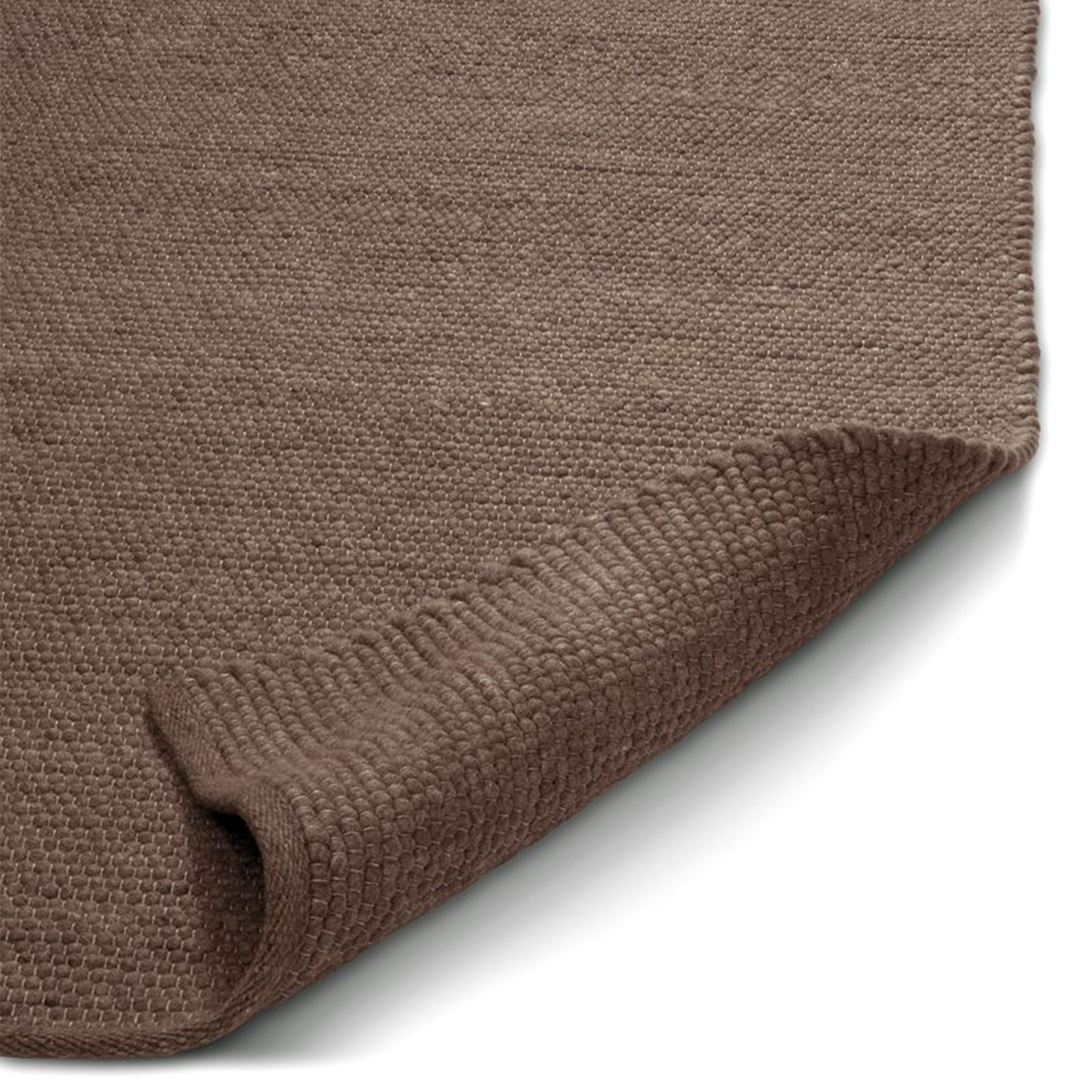 Classic Collection Merino Ullteppe Brun 300x400