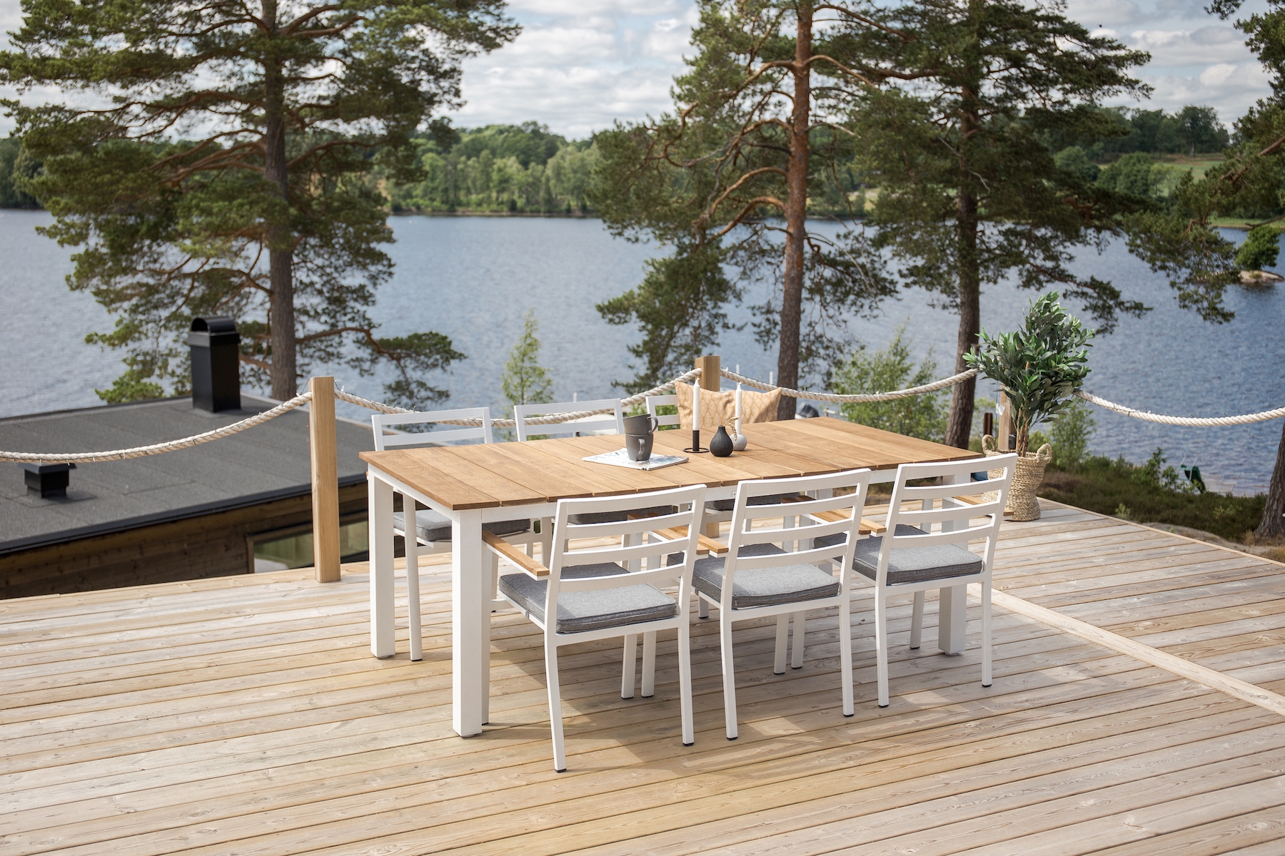 Venture Home Charlie Matbord Vit 210cm