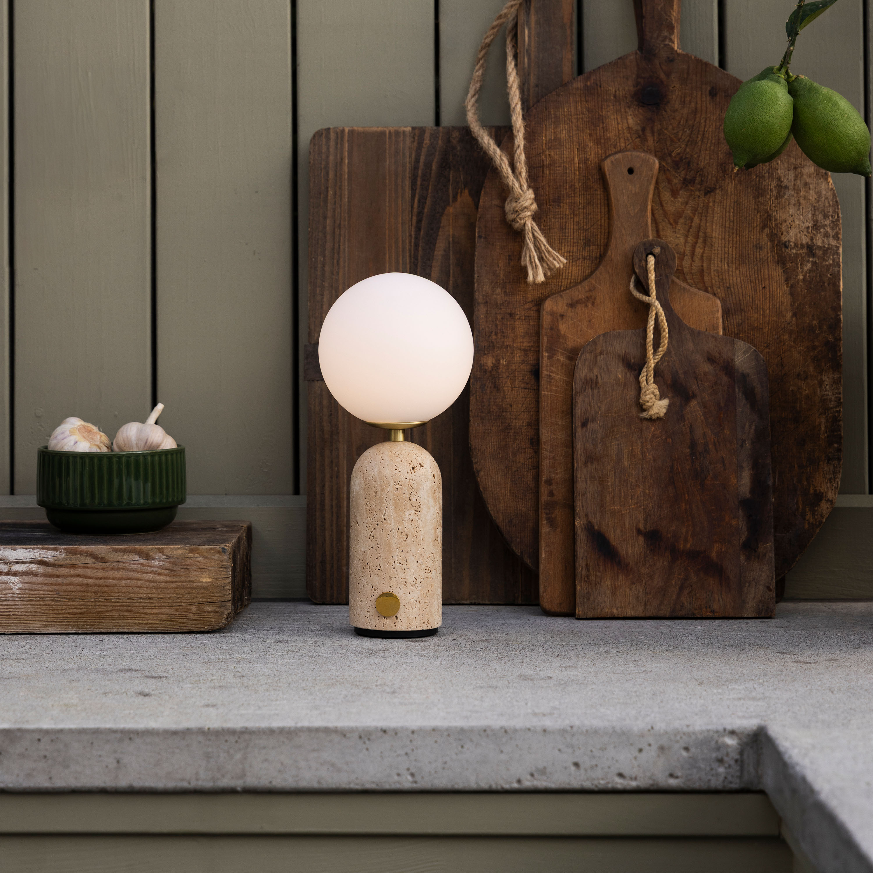 Globen Lighting Torrano Bærbar Bordlampe Beige Travertin