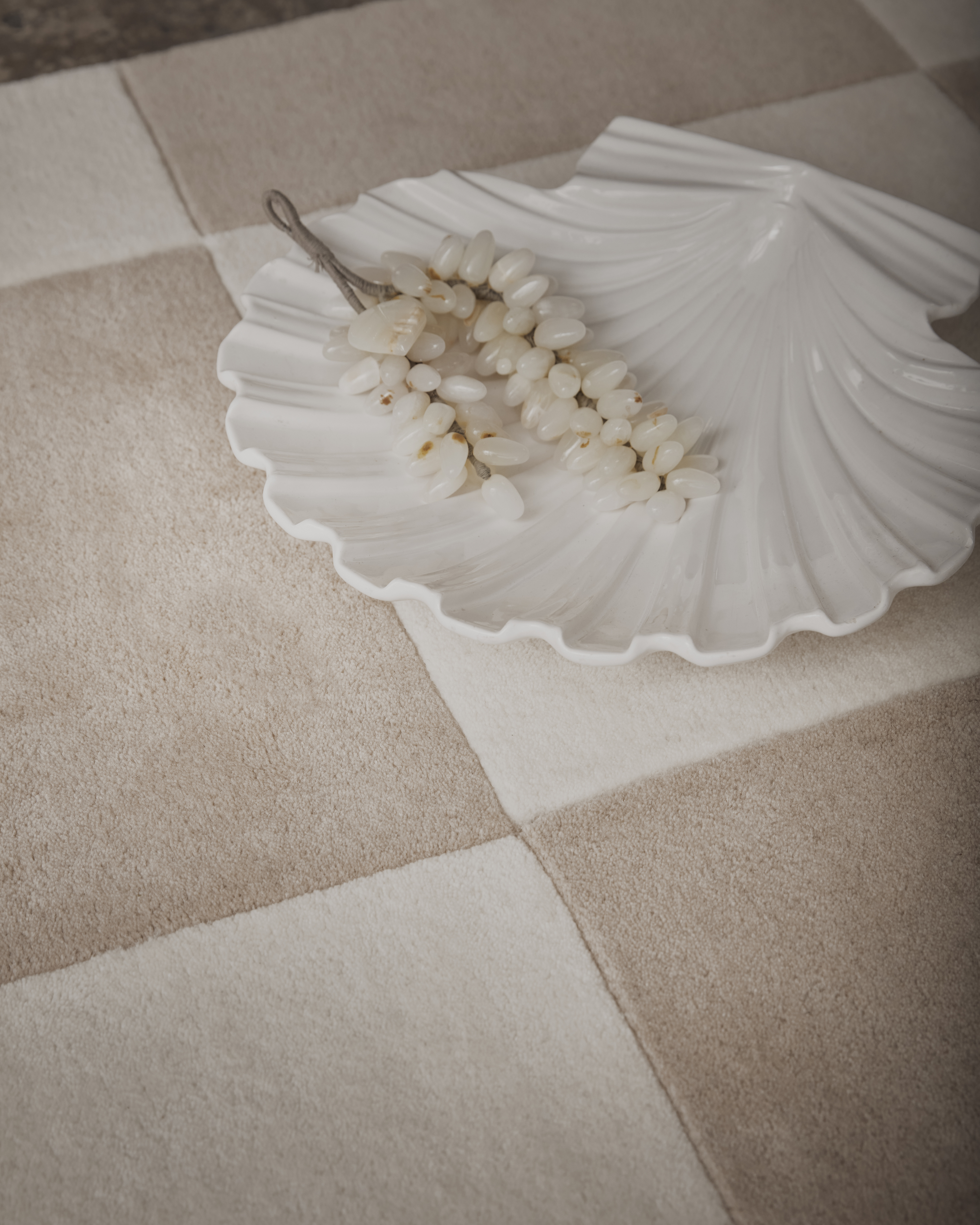 Tinted Hafstrom Wollteppich Beige/Weiß 250x350