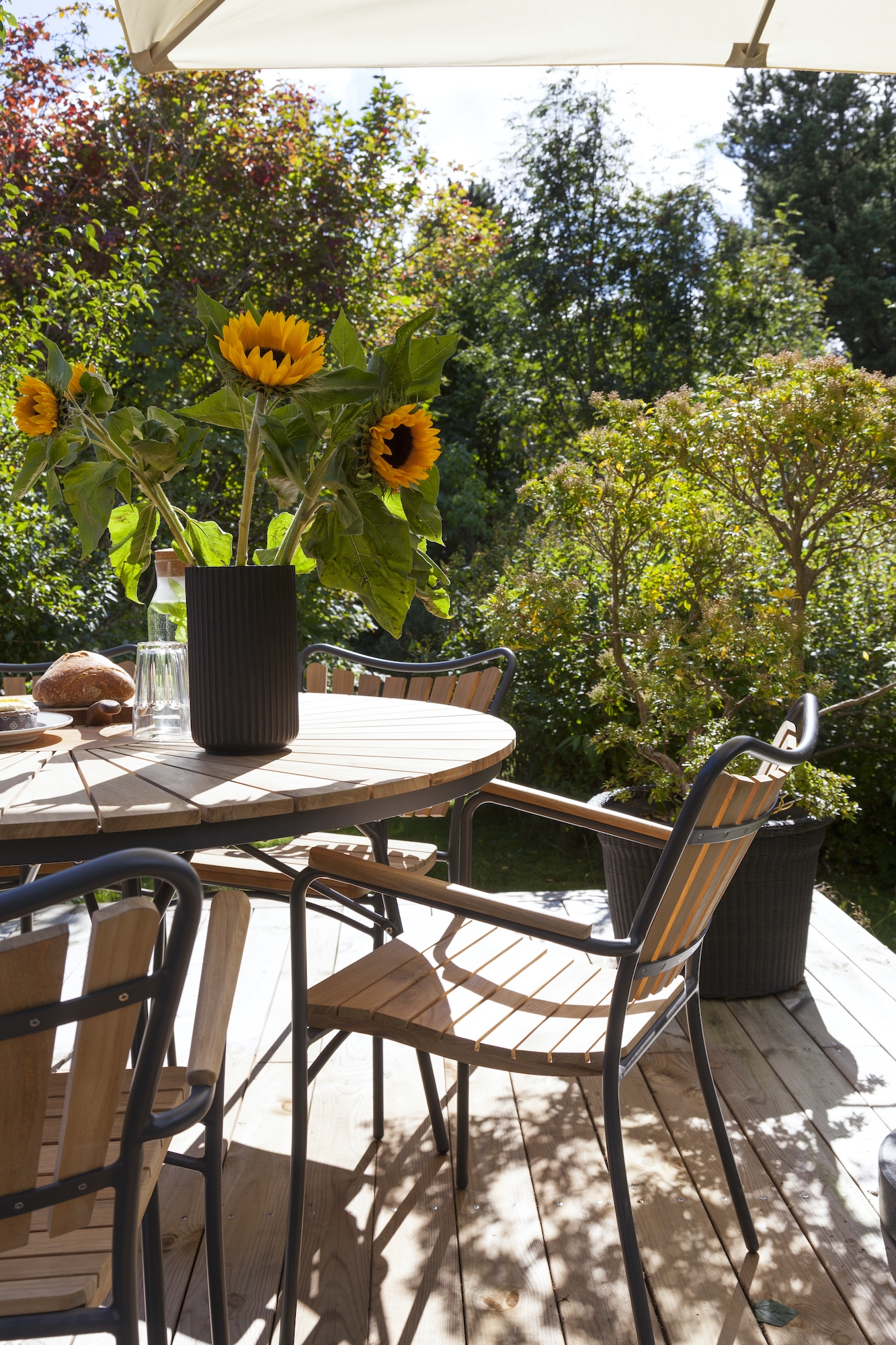 Cinas Ellen Matbord Antracit Ø130