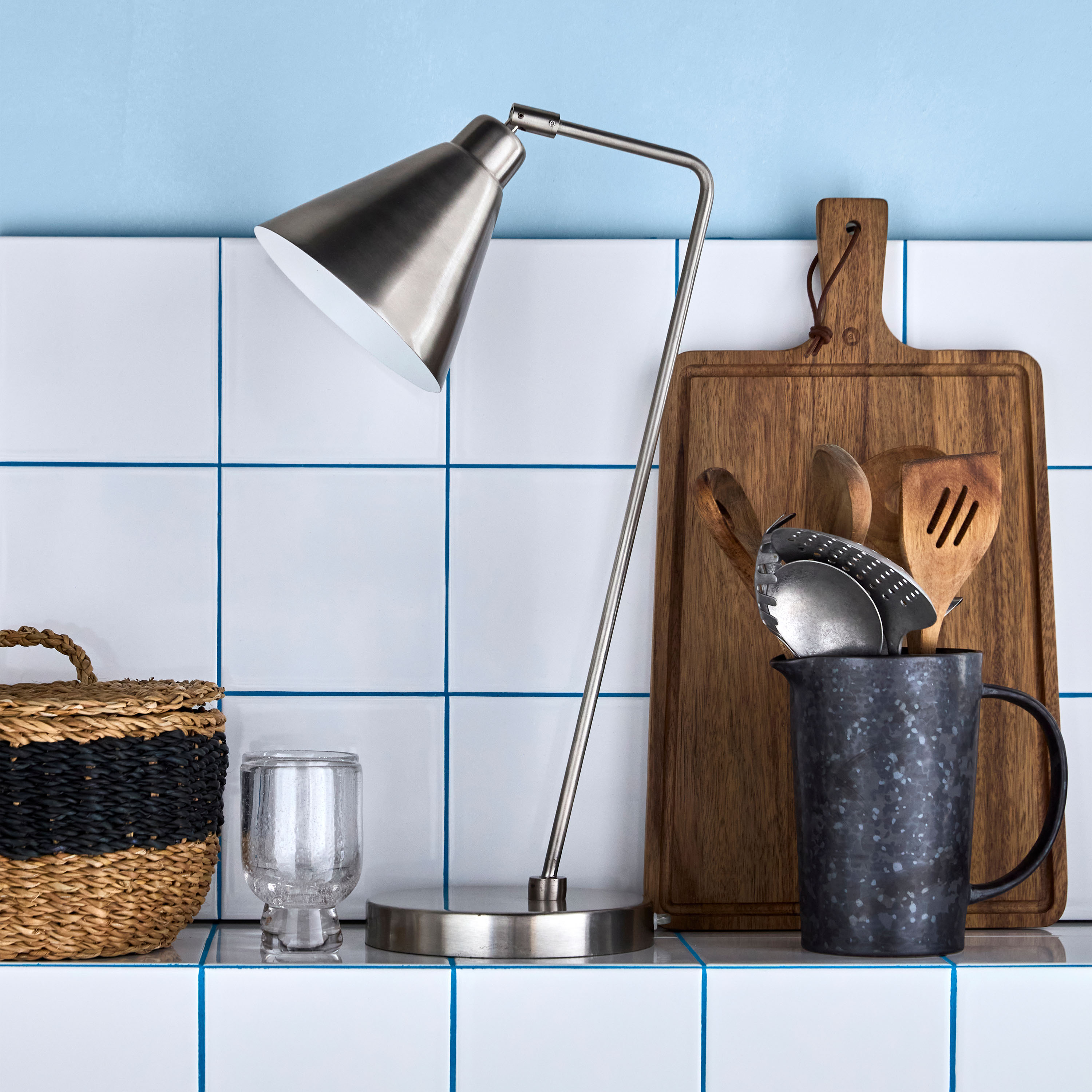 House Doctor Game Bordslampa Brushed Silver Finish