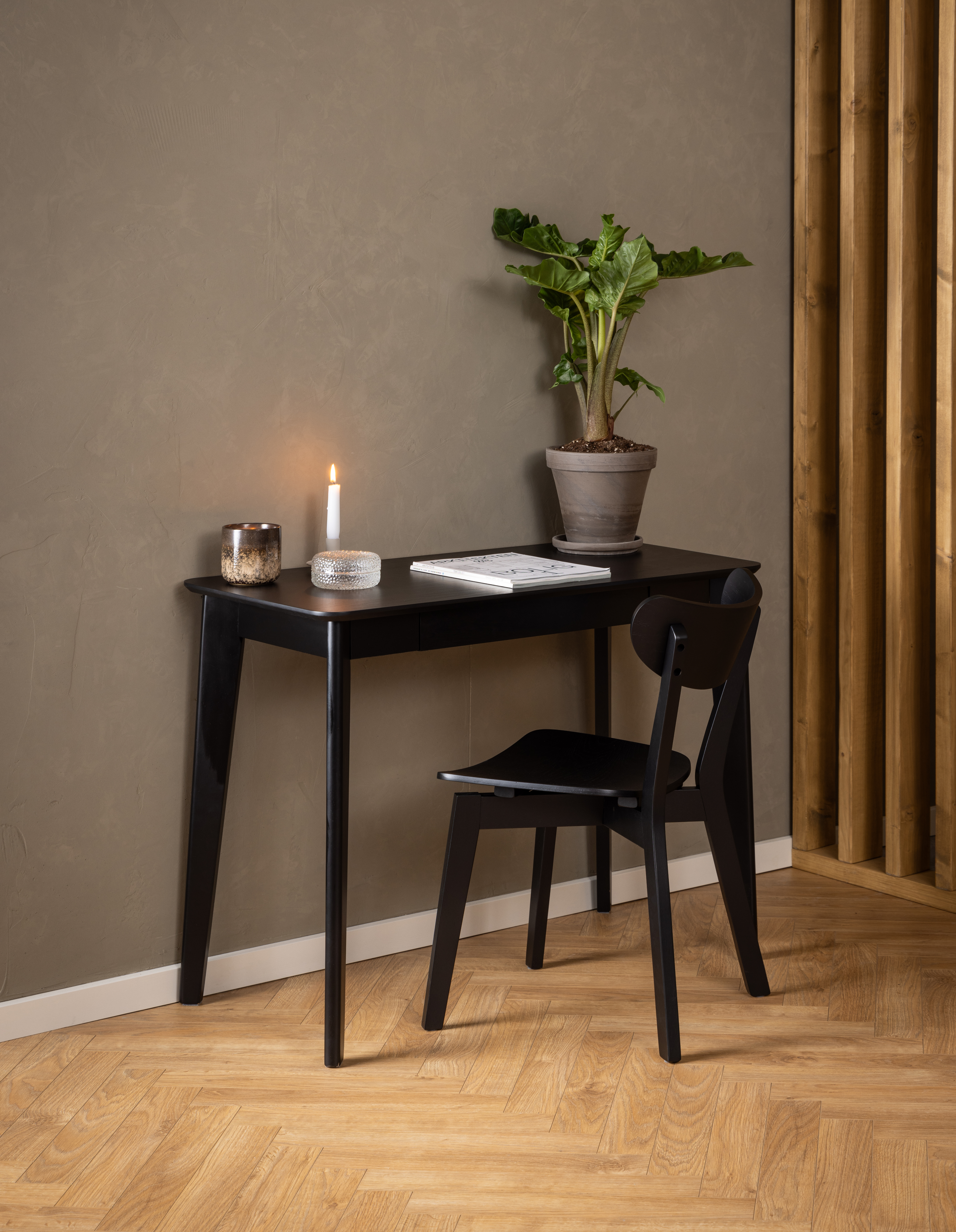 Nordic Home Cordelia Schreibtisch Eiche Black 100x75