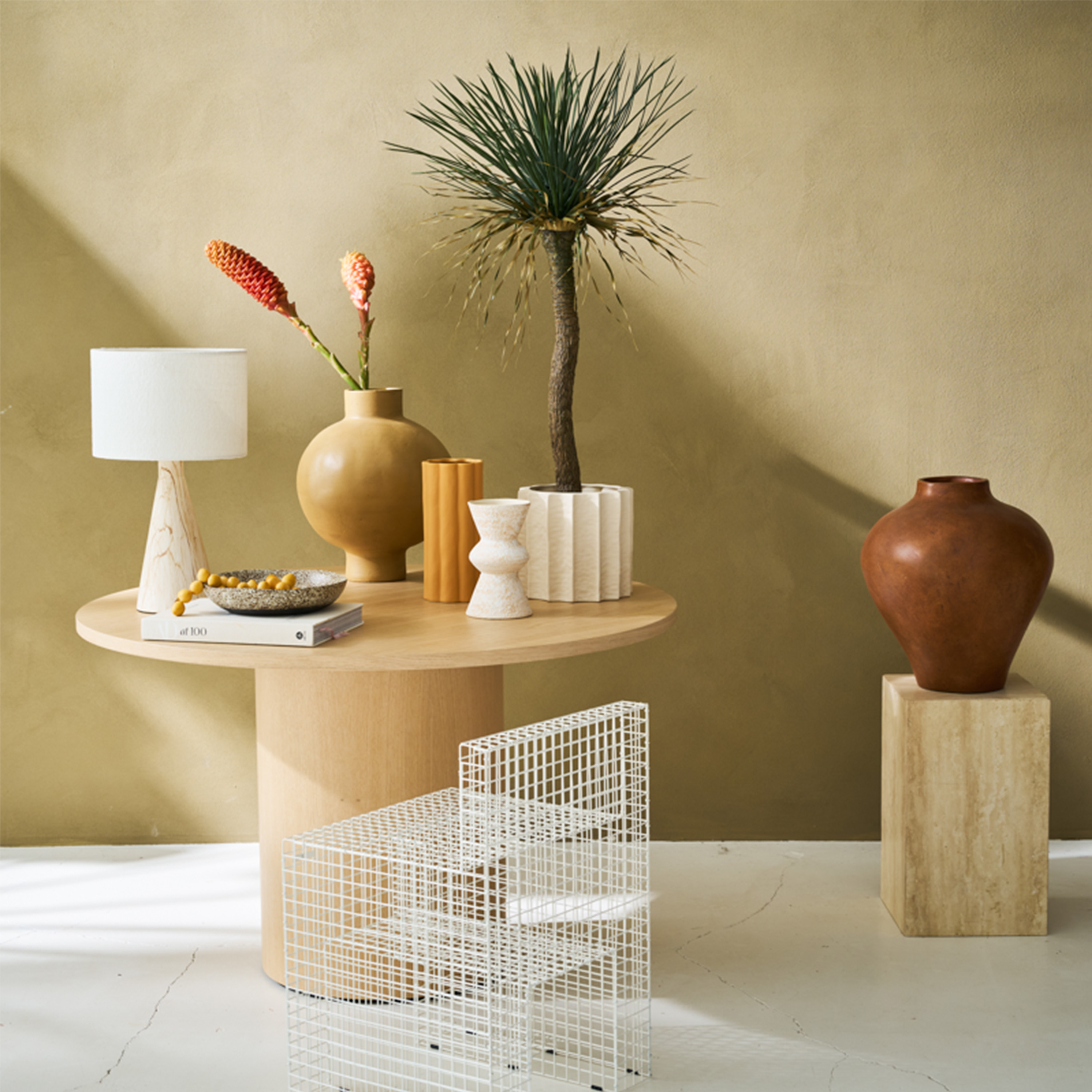 Urban Nature Culture Jun Tischlampe Tavertine/White 50cm