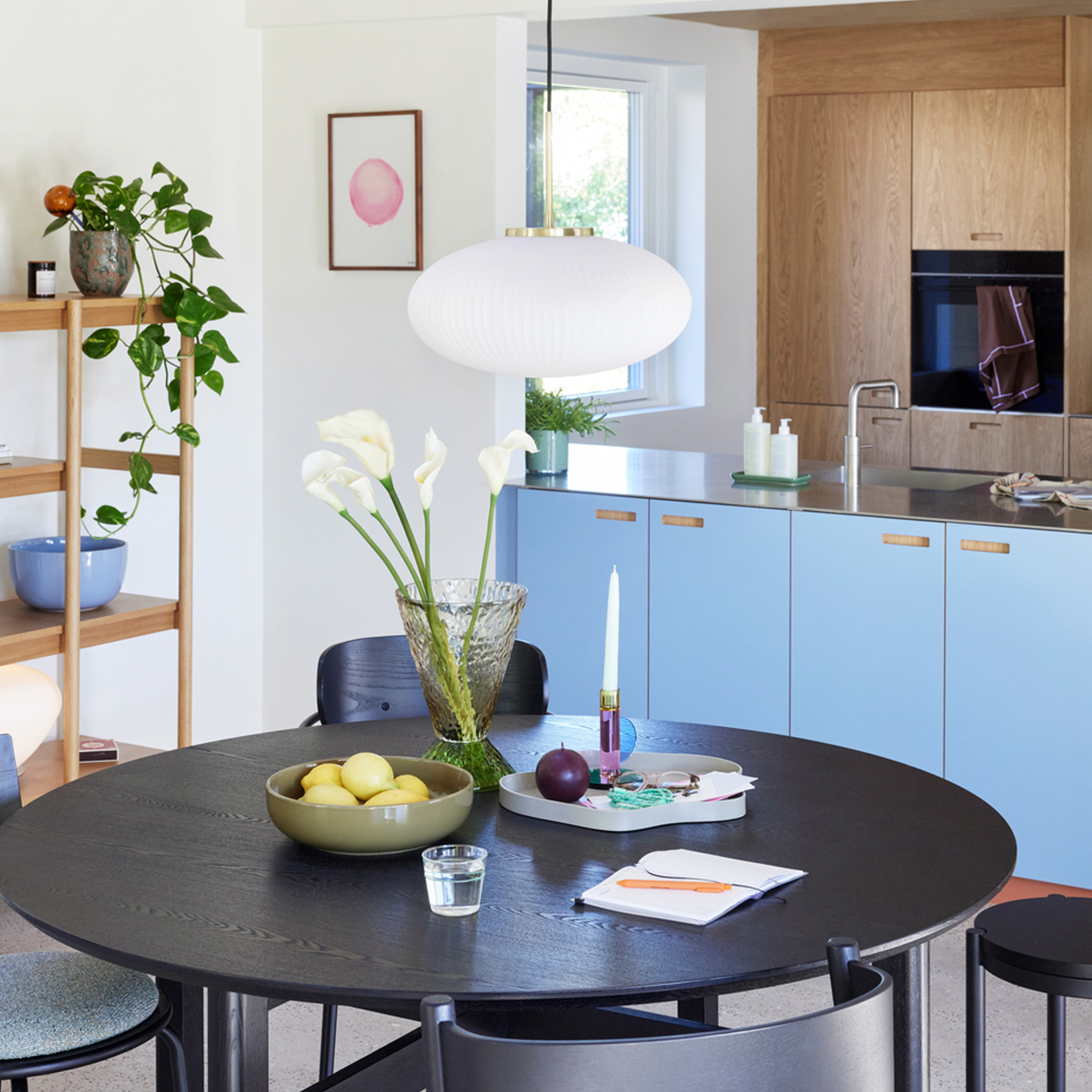 Hübsch Serene Taklampa Ellipse White Ø40