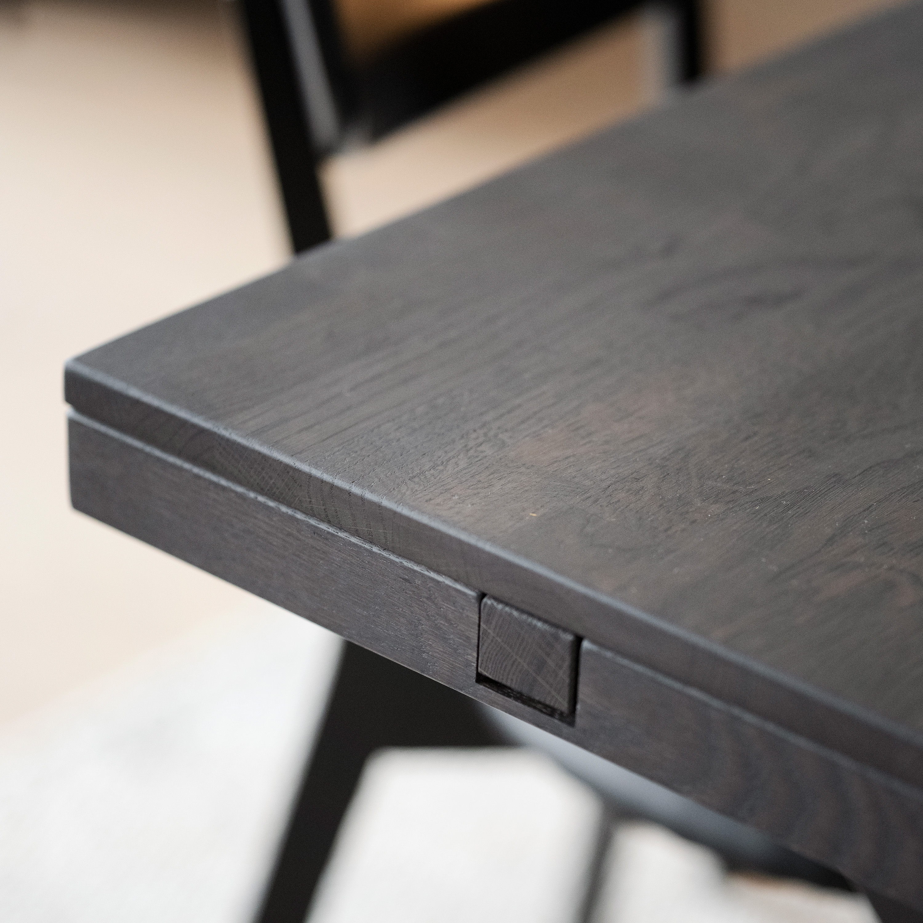 Rowico Home Brooklyn Matbord Mörkbrun Ek 220cm