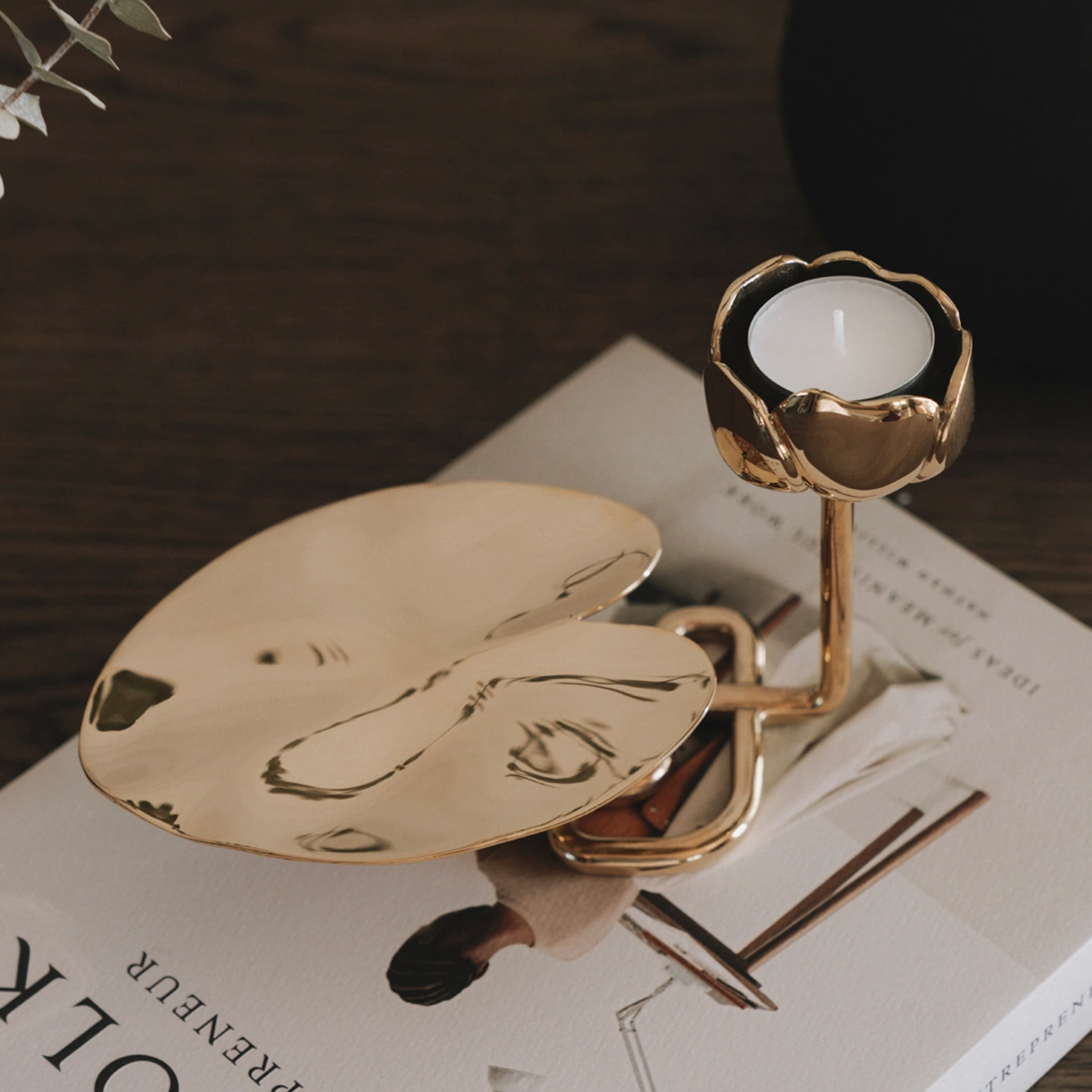 Hilke Collection Ninfea No.2 Ljusstake Mässing