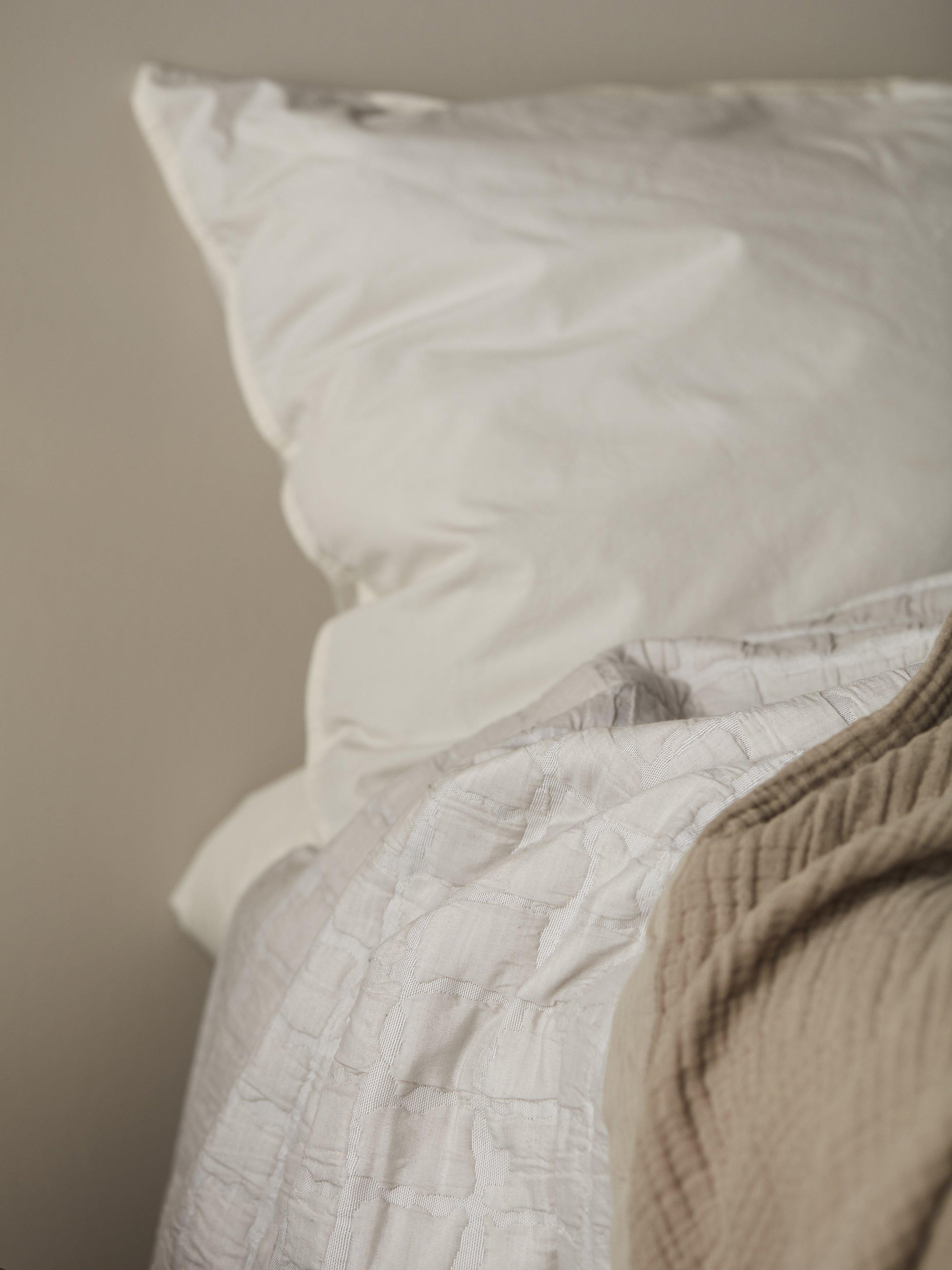 Svanefors Mavis Päiväpeite Offwhite 180x260