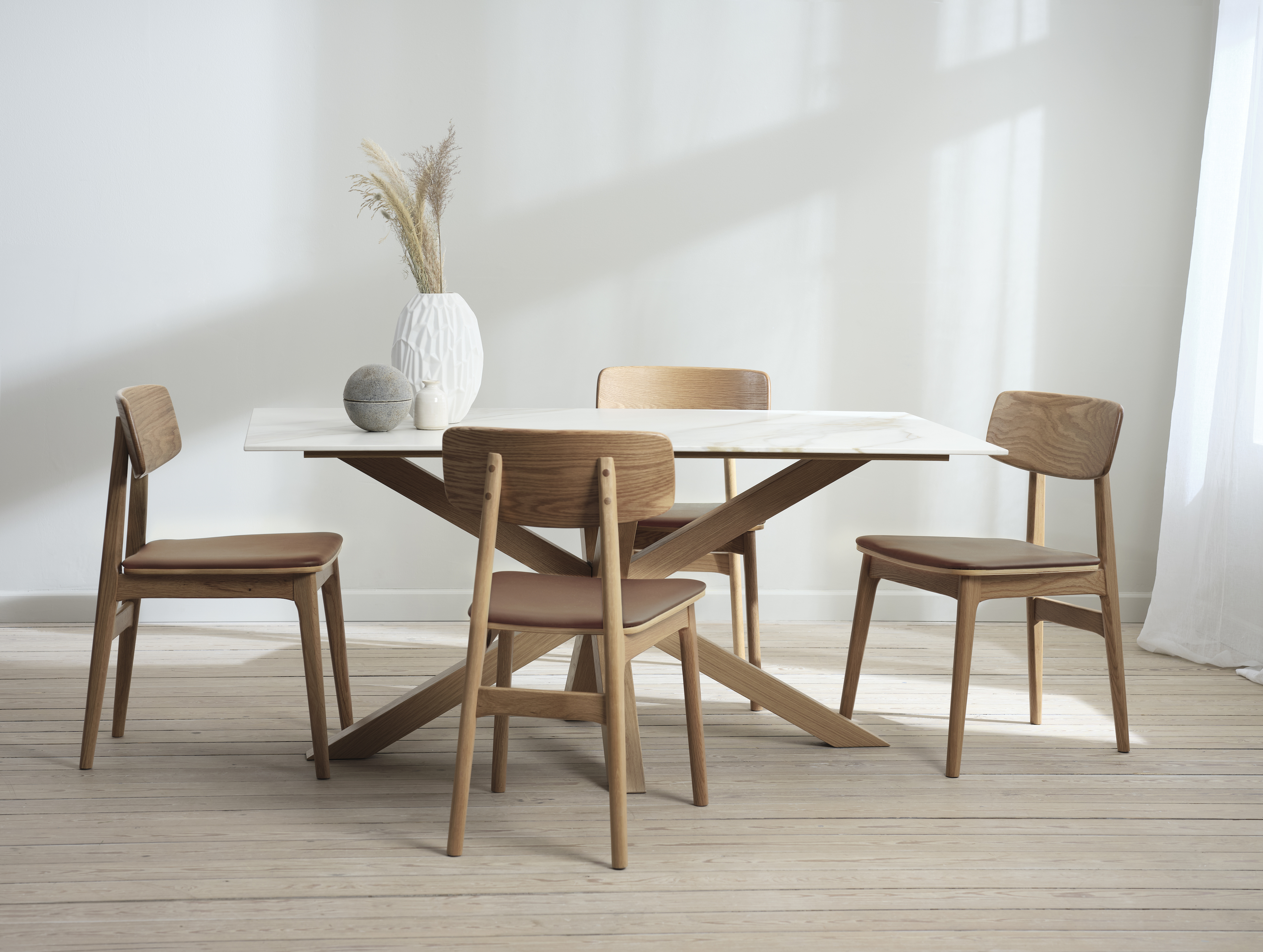 Nordic Home Abel Ruokatuoli PU Tan