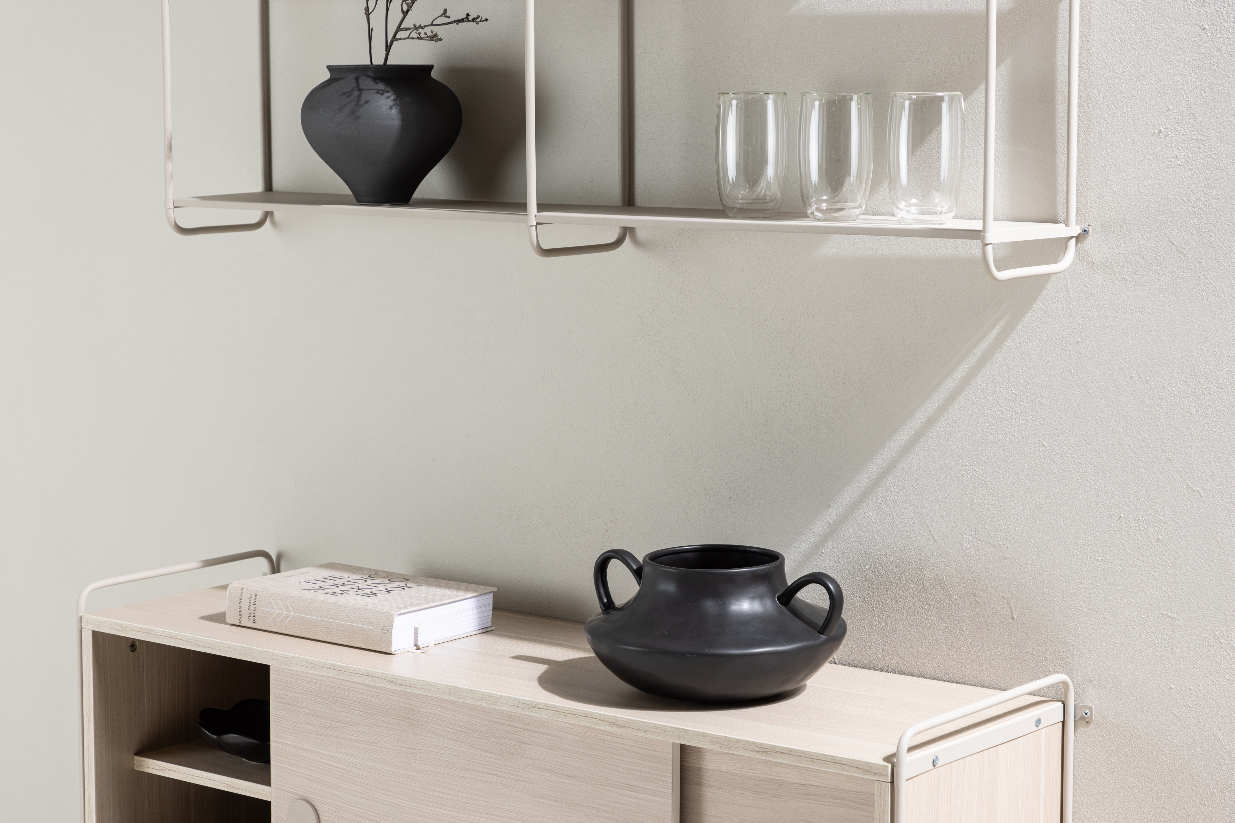 Venture Home Paris Väggskåp Whitewash 122cm