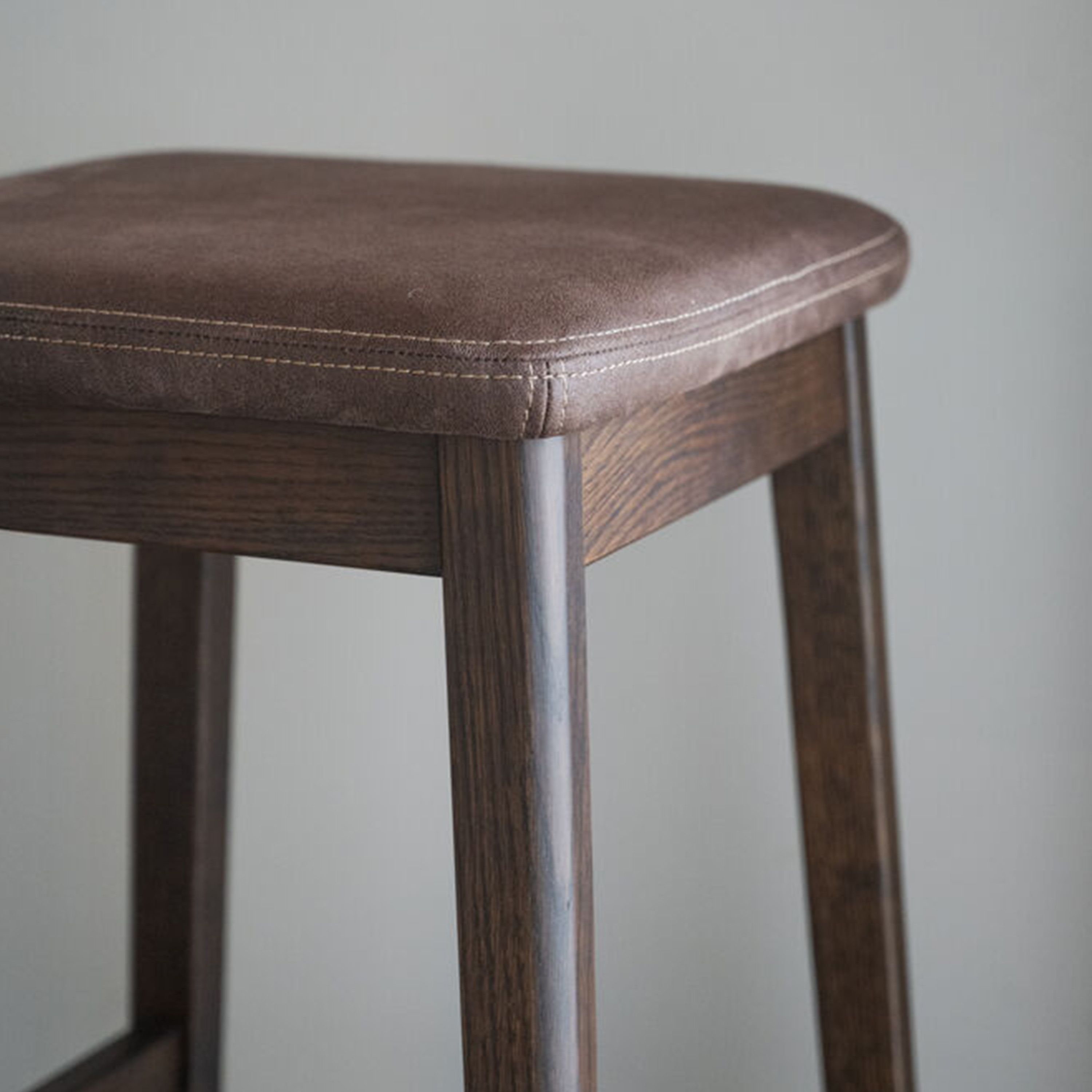 Rowico Home Livermore Barstol Brun Ek/Mörkbrun