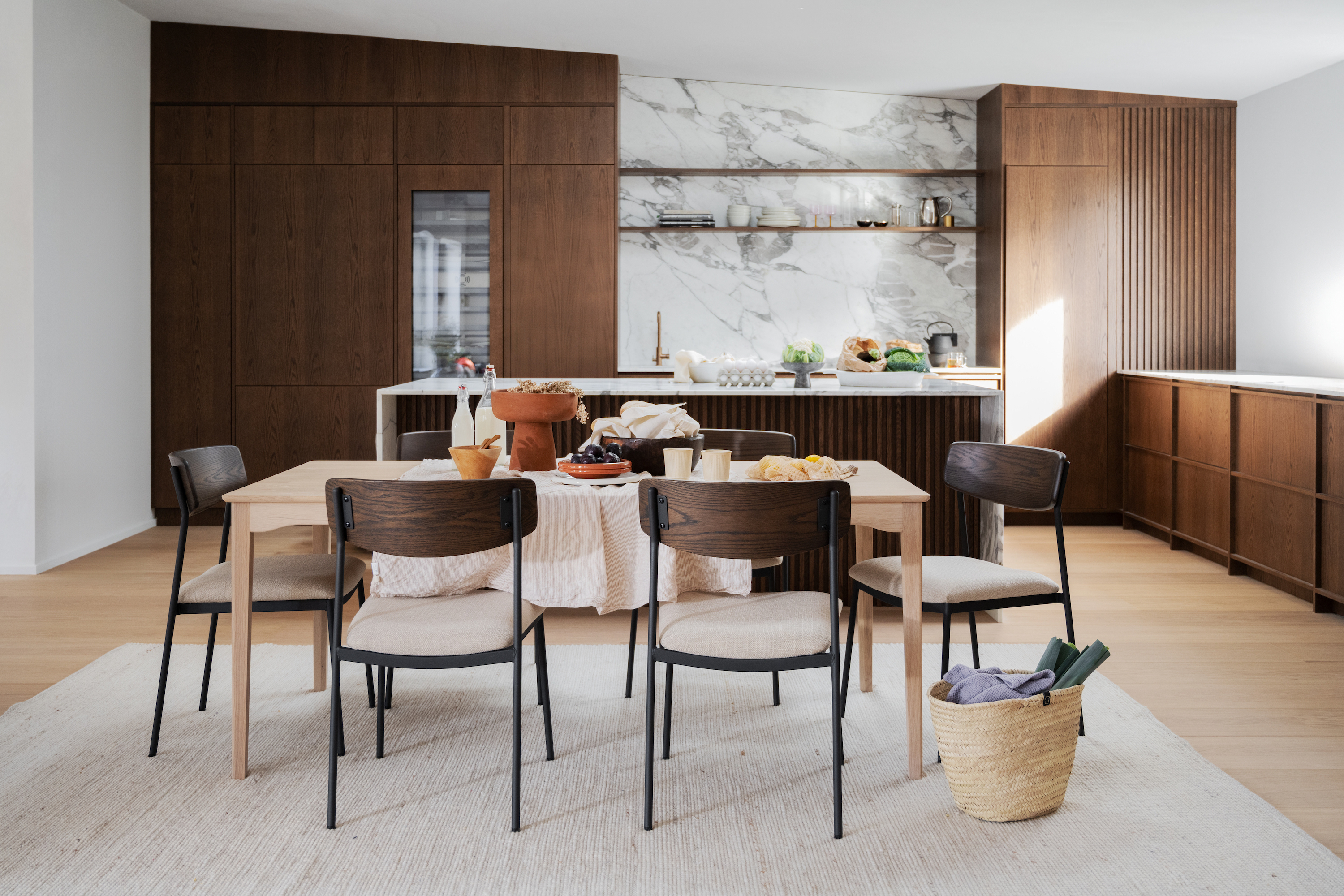 Rowico Home Markham Esstisch Weißpigmentiert 180cm