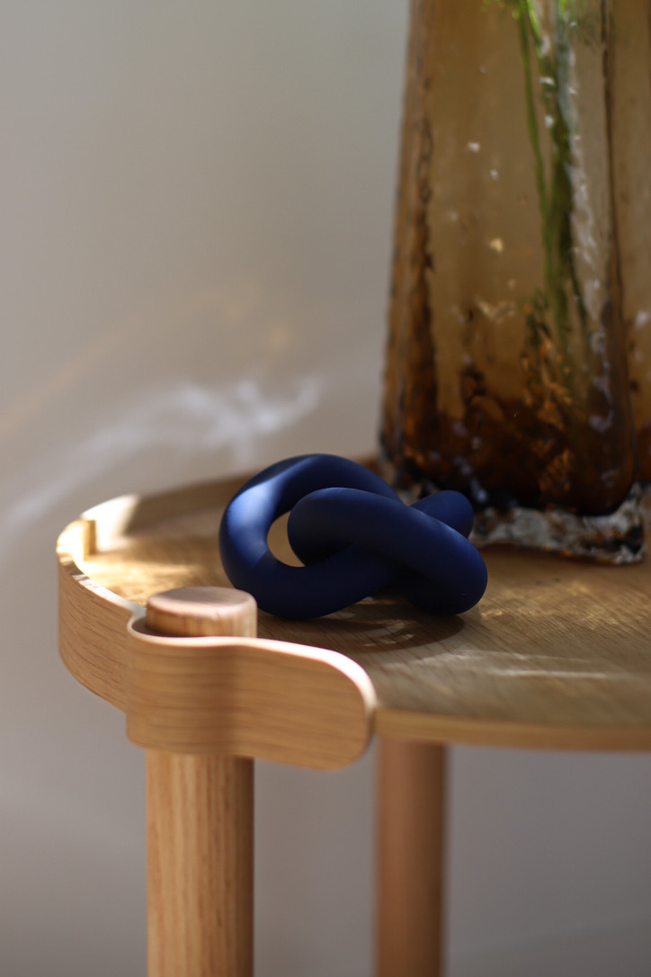 Cooee Design Knot Table Royal Blue Small
