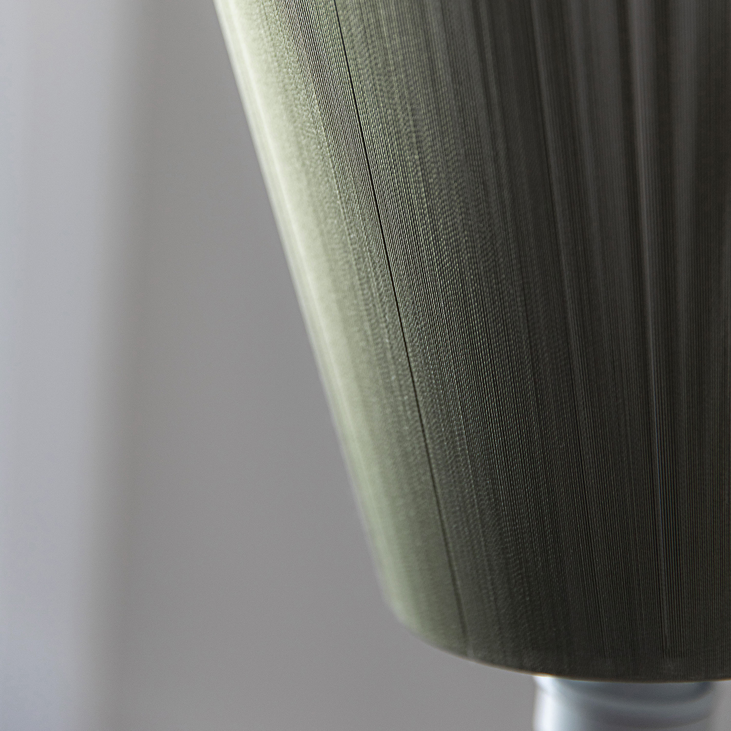 Northern Oslo Wood Gulvlampe Skjerm Olive Green